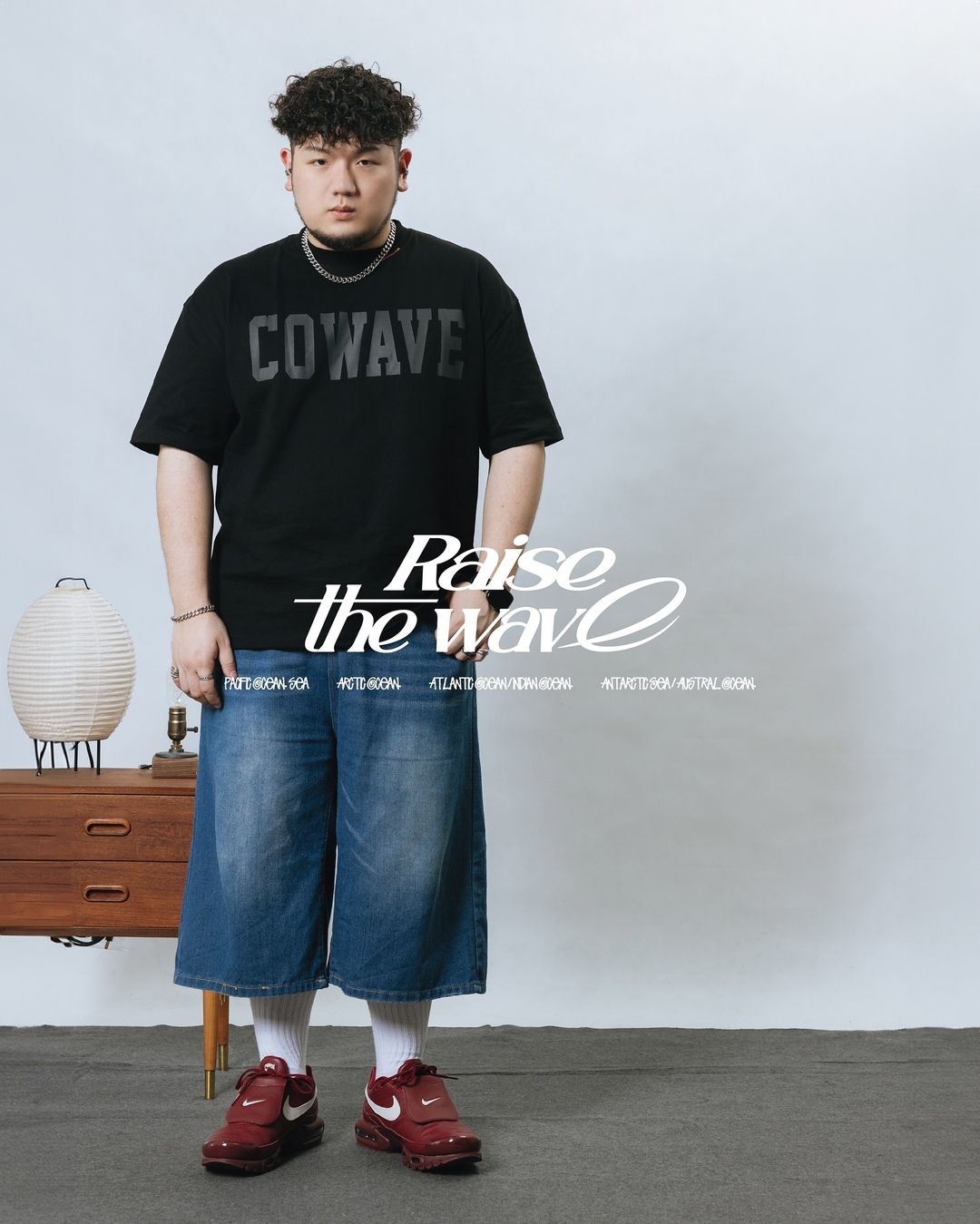 Cowave 2024 Spring & Summer Same Color Print Tee