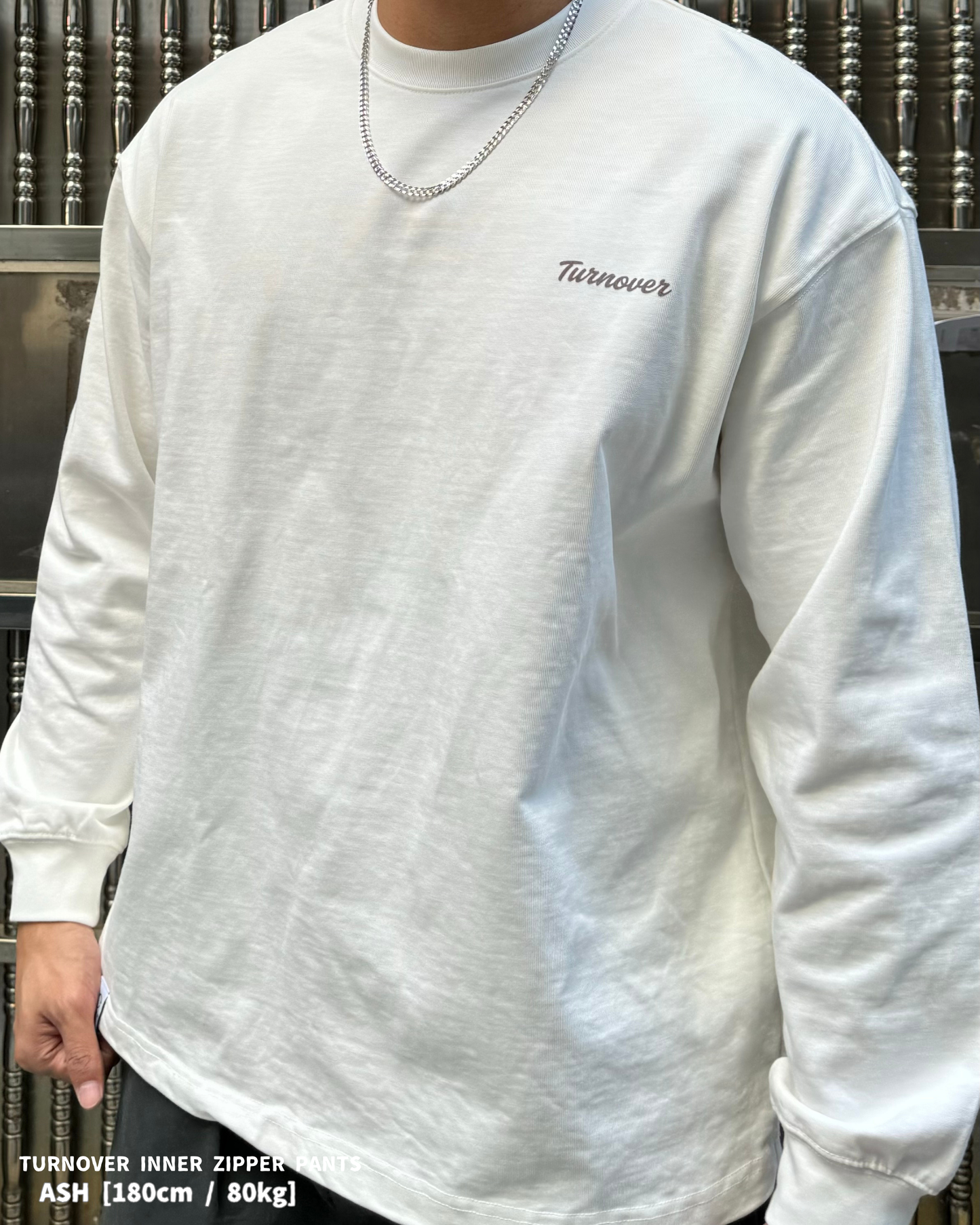 LOOK STAFF ⑤ ⑤