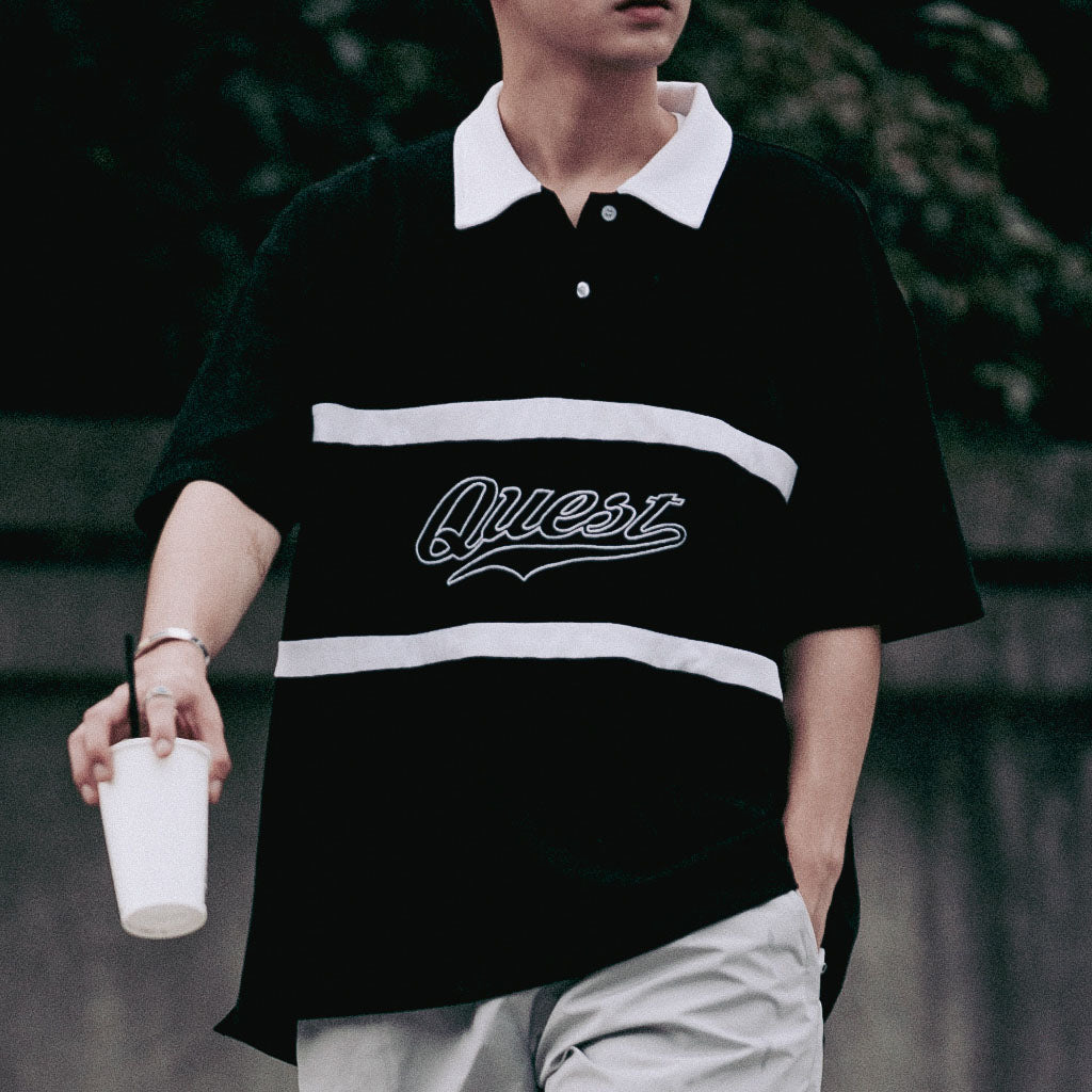 【QUEST】SCRIPT LOGO RUGBY POLO - 草寫字體POLO衫