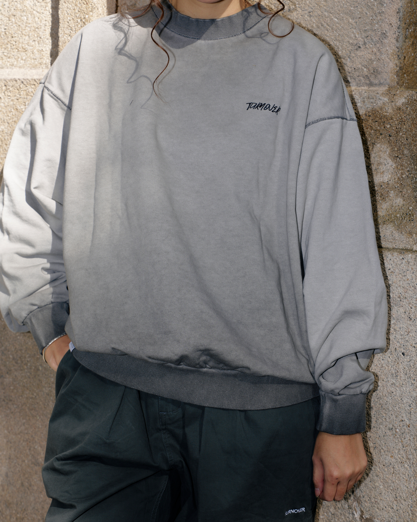 TURNOVER BAT QUEST SWEATER