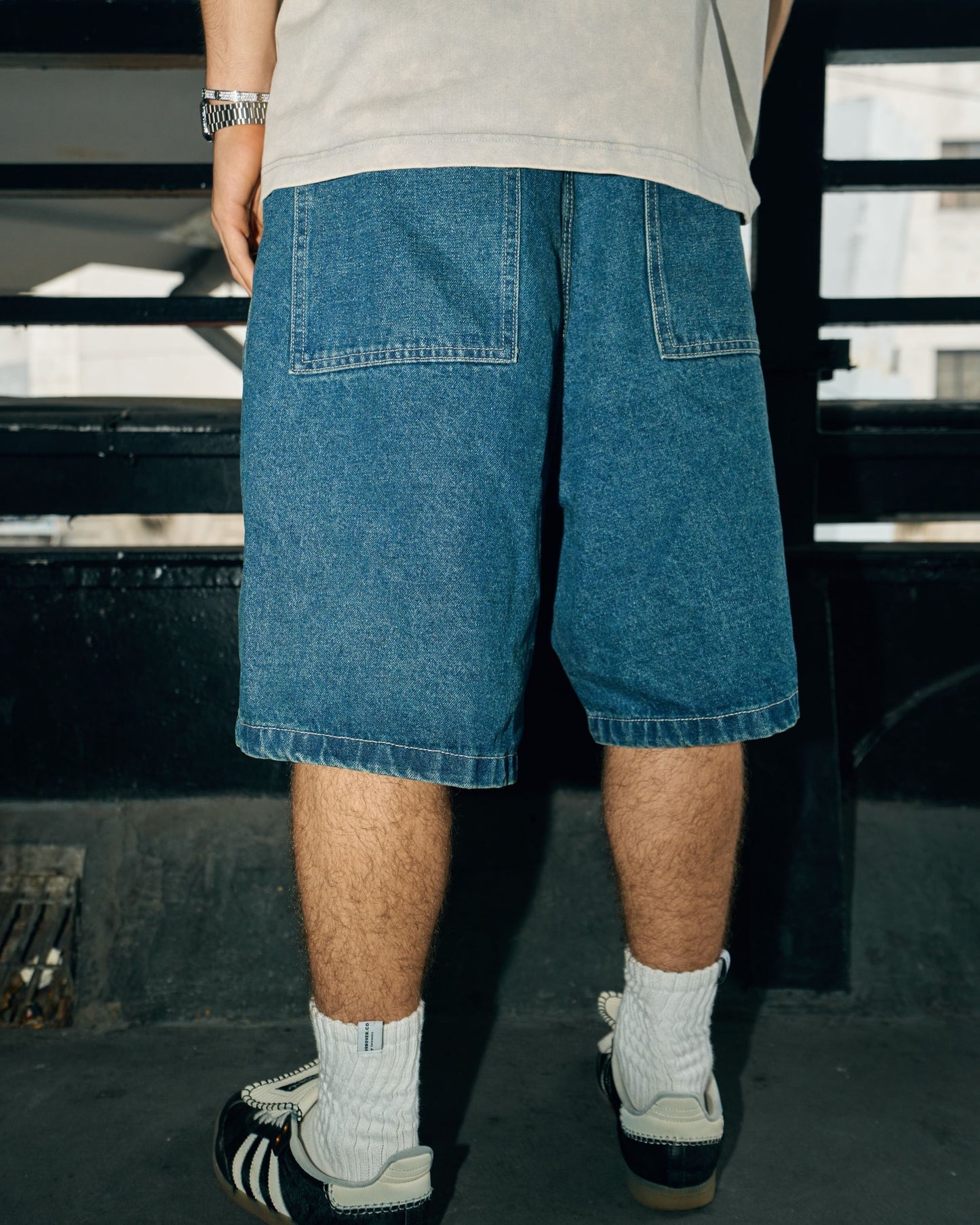 TURNOVER DENIM SHORTS