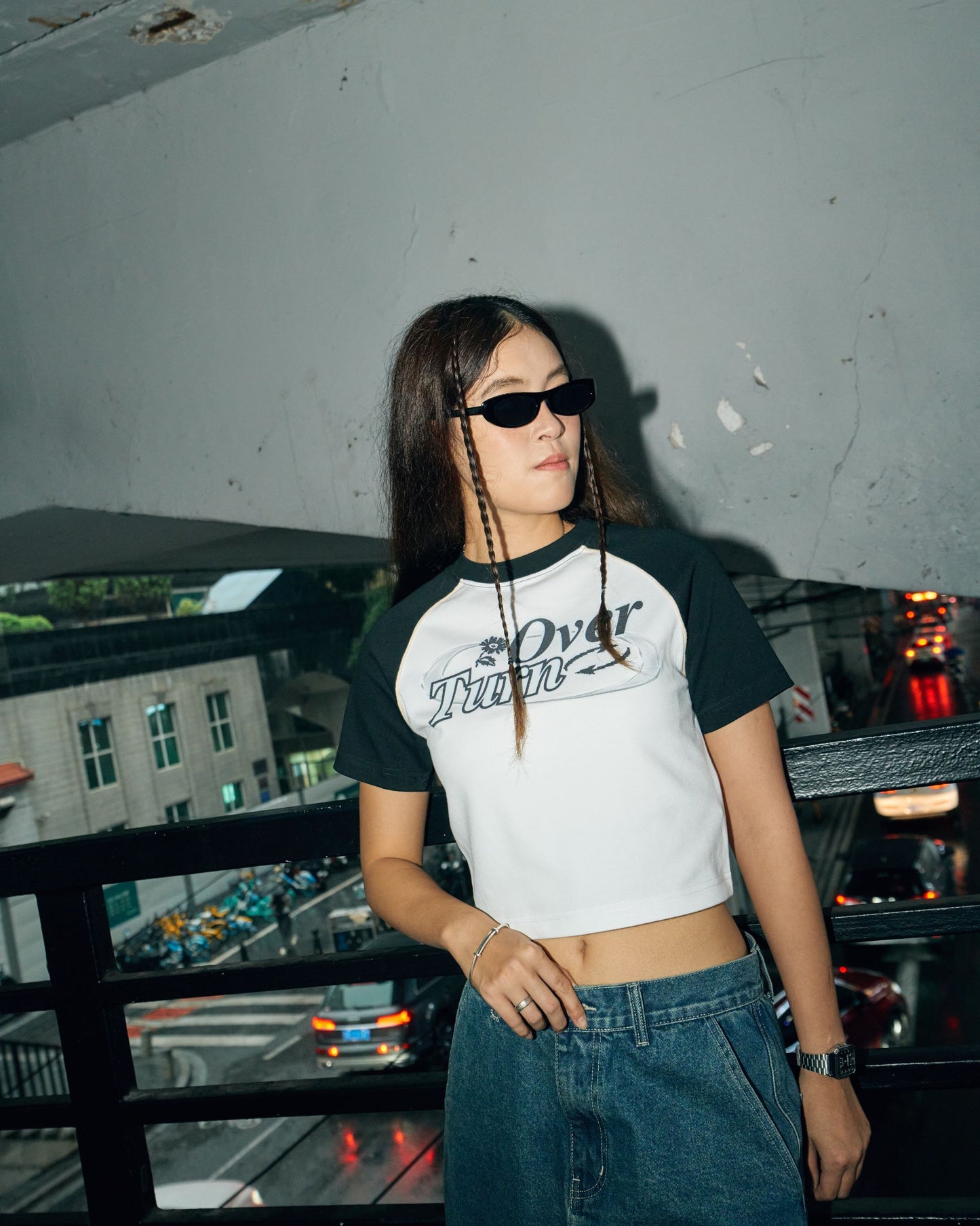 TURNOVER SUMMER TOP / BLACK