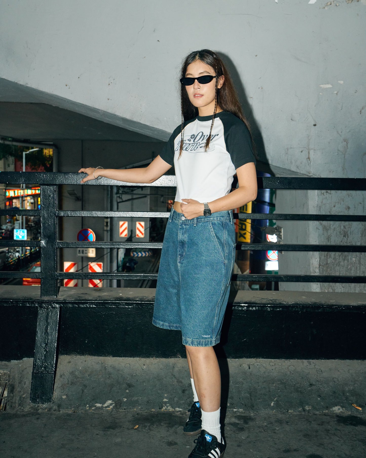 TURNOVER SUMMER TOP / BLACK