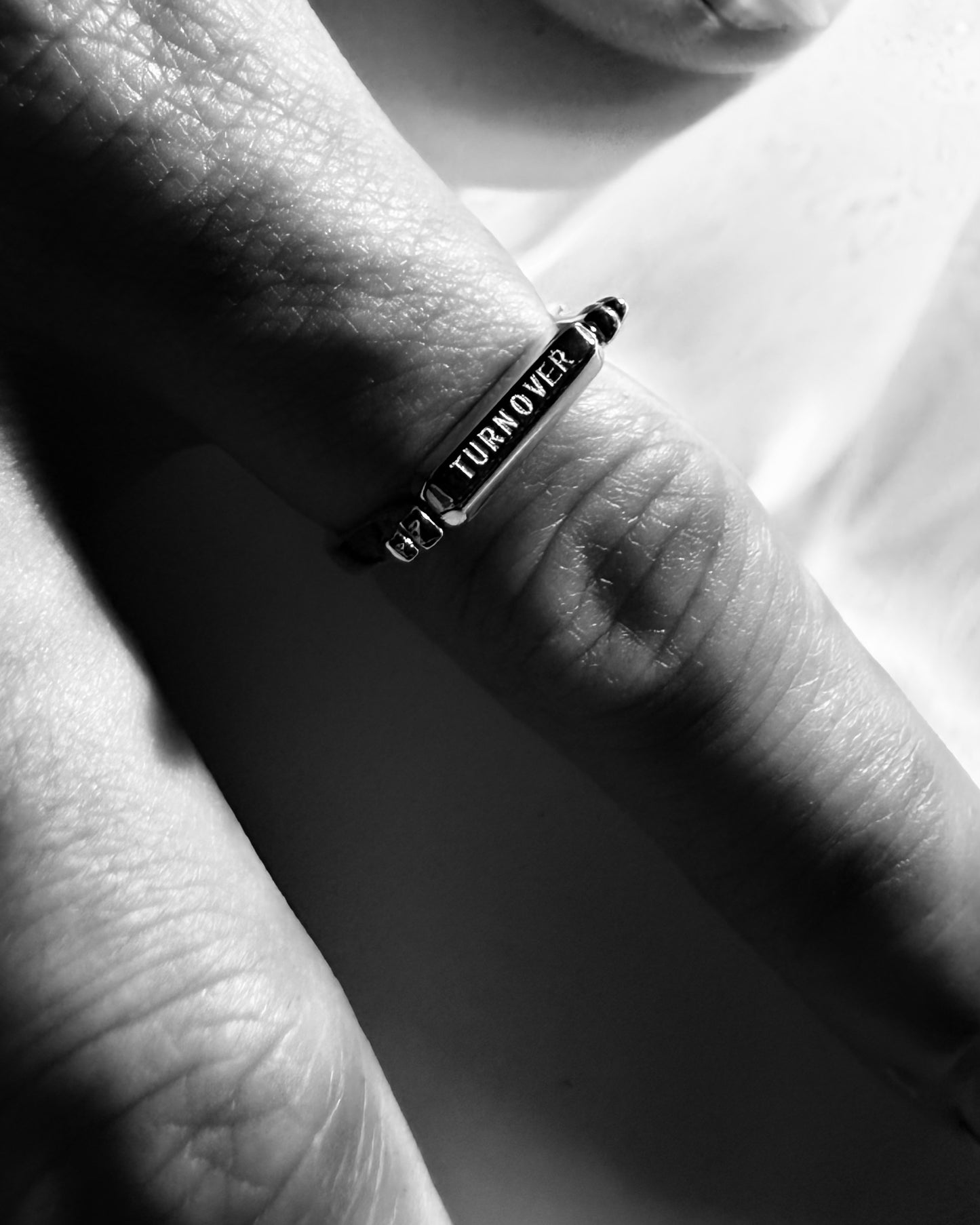 TURNOVER S925 STERLING SILVER JEWELRY "S925 銀戒指" (S925-T1)