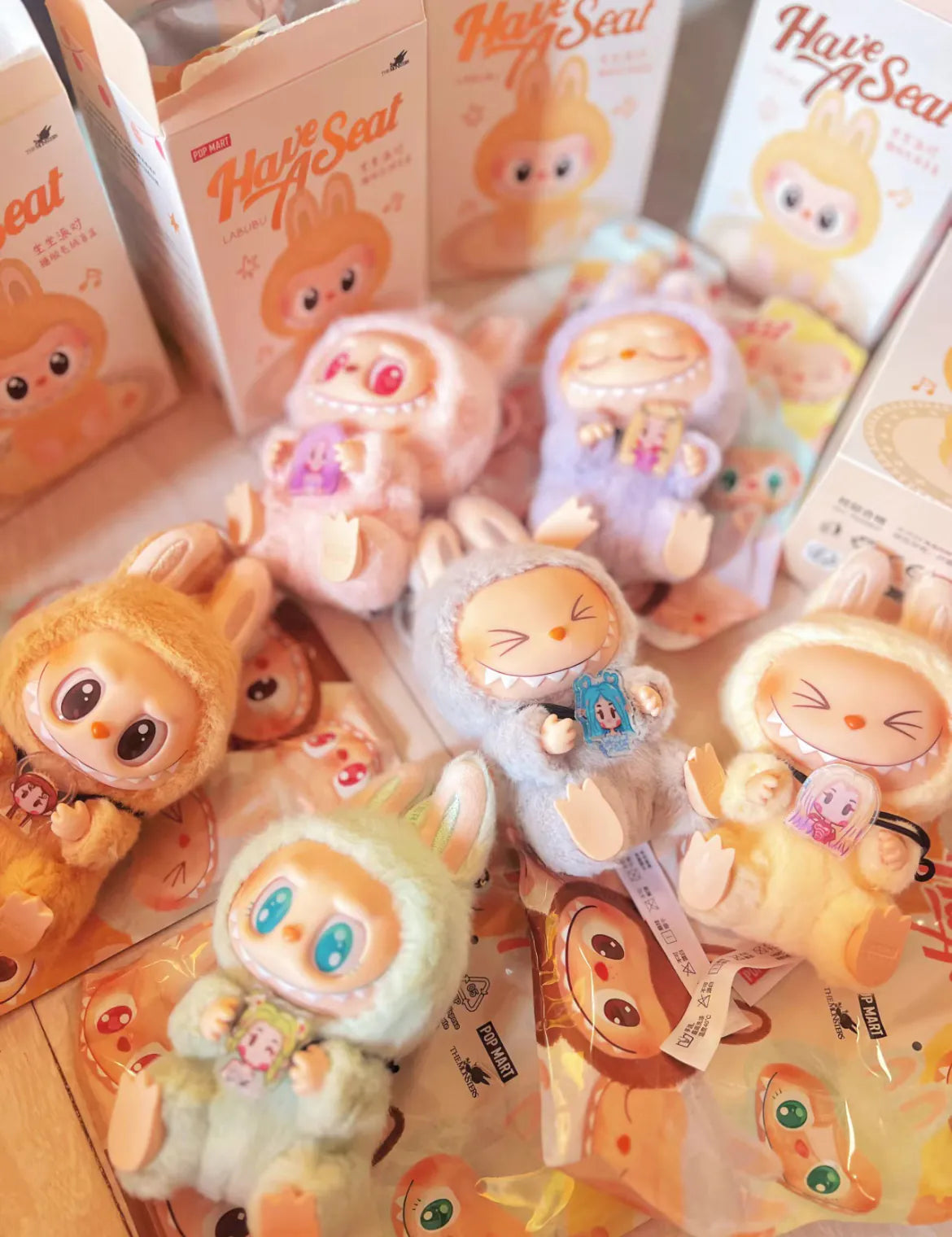 POP MART Labubu 坐坐派對系列盲盒 單入/整套