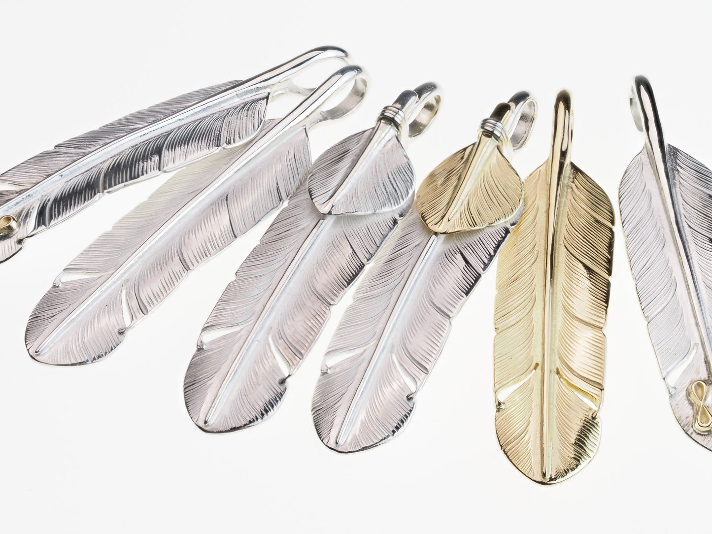 P-074 feather S (R)+K18rogo