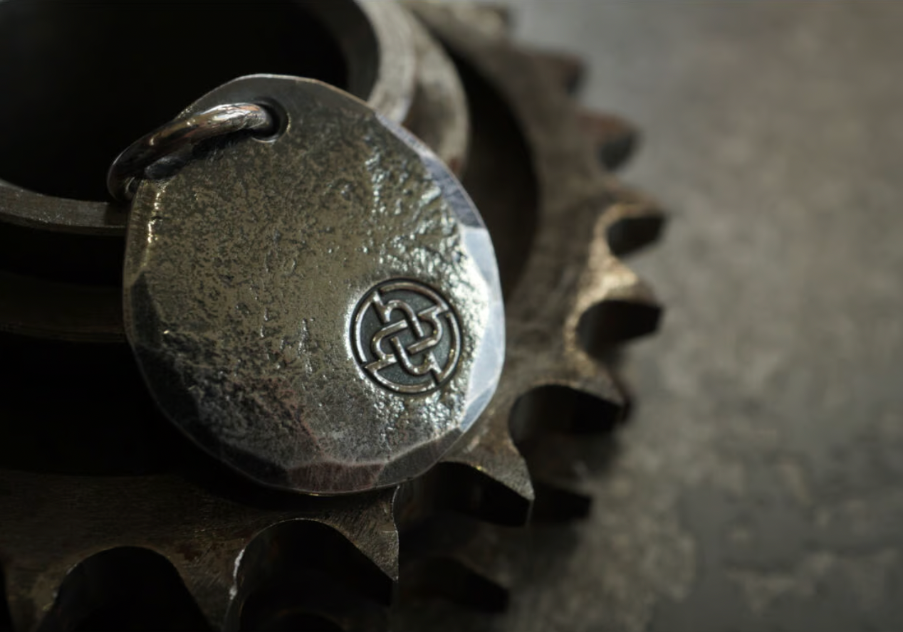 Hemlock logometal 【large】