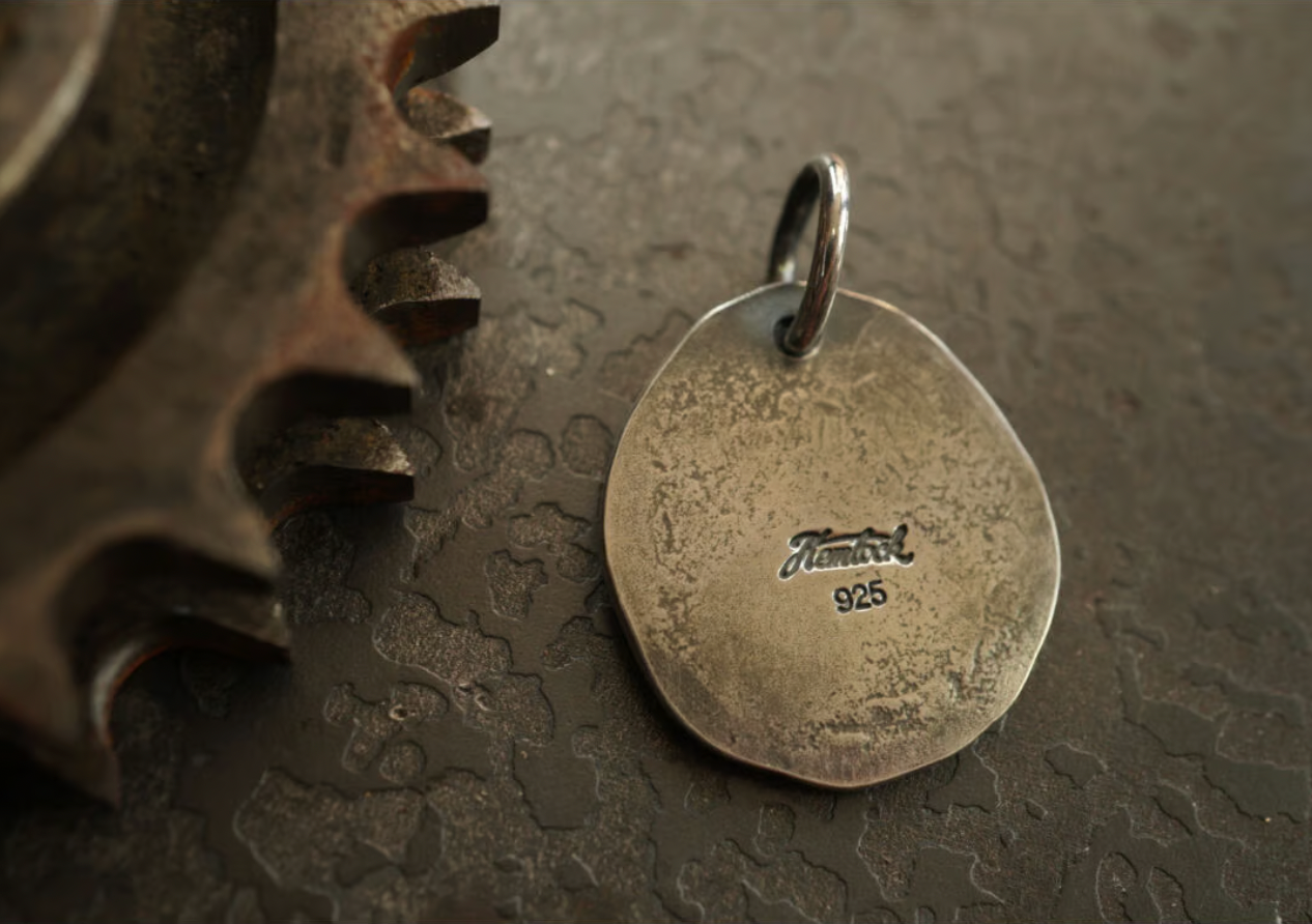 Hemlock logometal 【large】