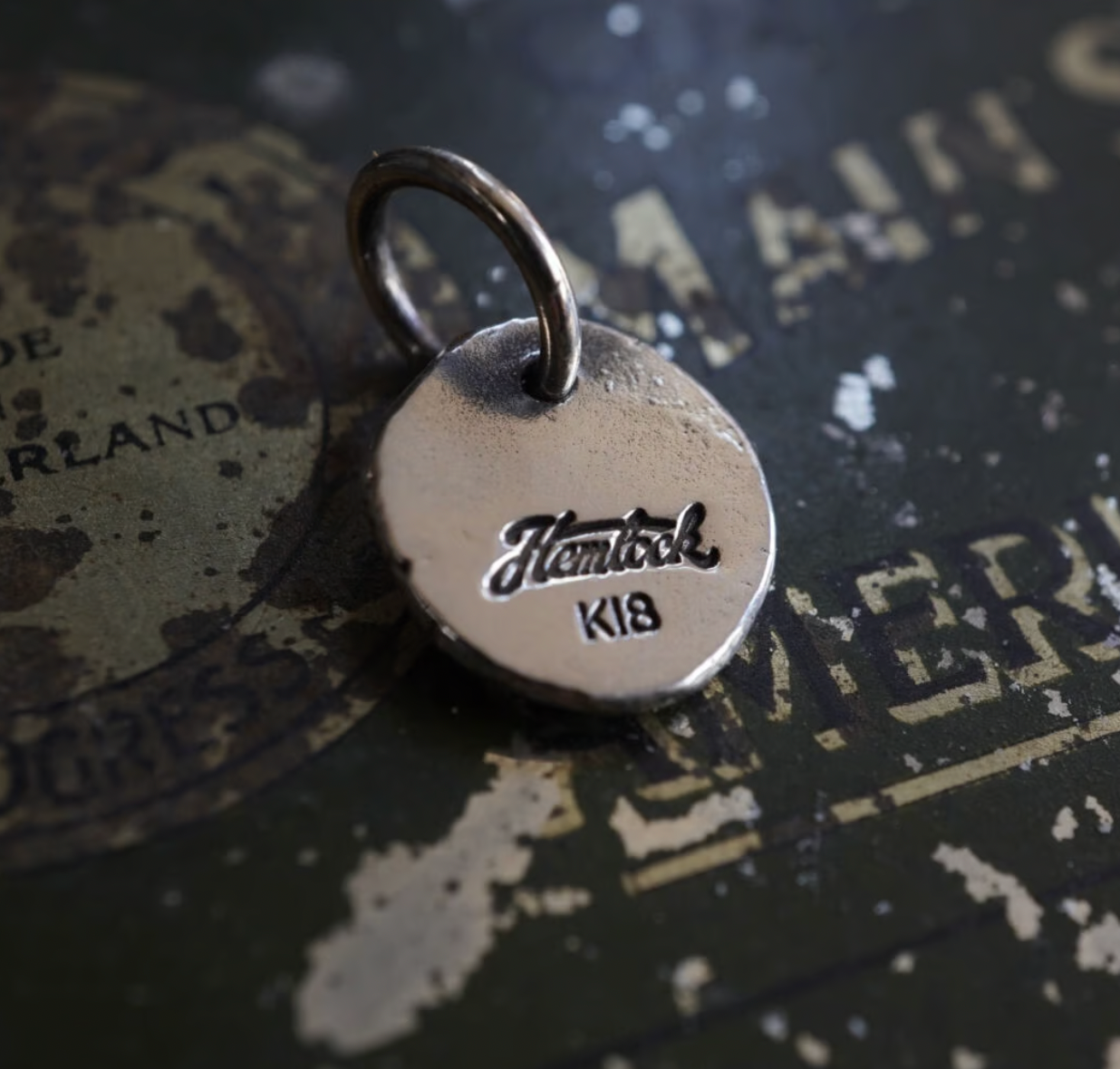 Hemlock Hcircle logometal small【K18point】