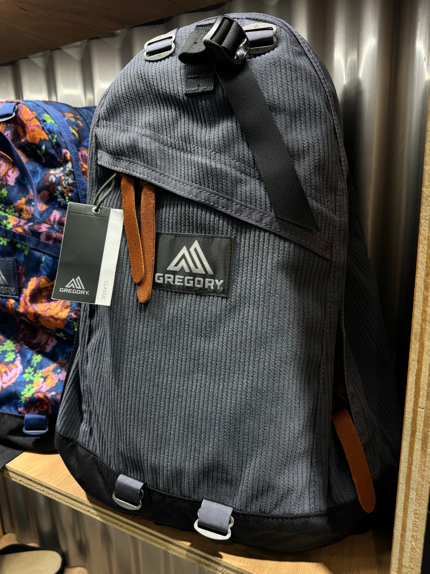 Gregory Day 燈芯絨 26L / 深色木炭 (現貨)
