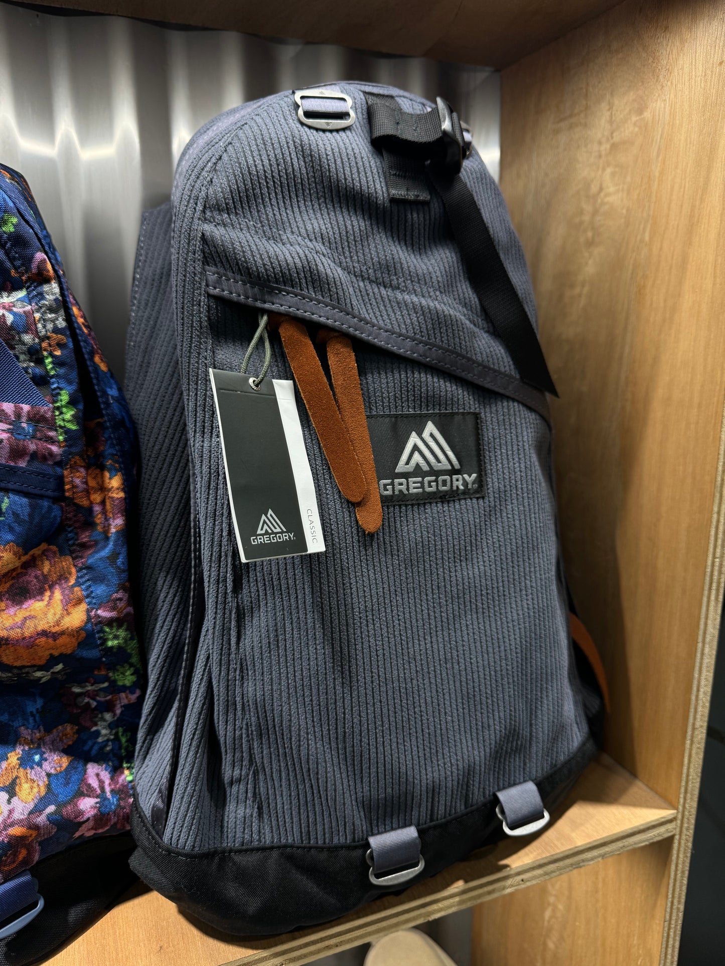 Gregory Day 燈芯絨 26L / 深色木炭 (現貨)