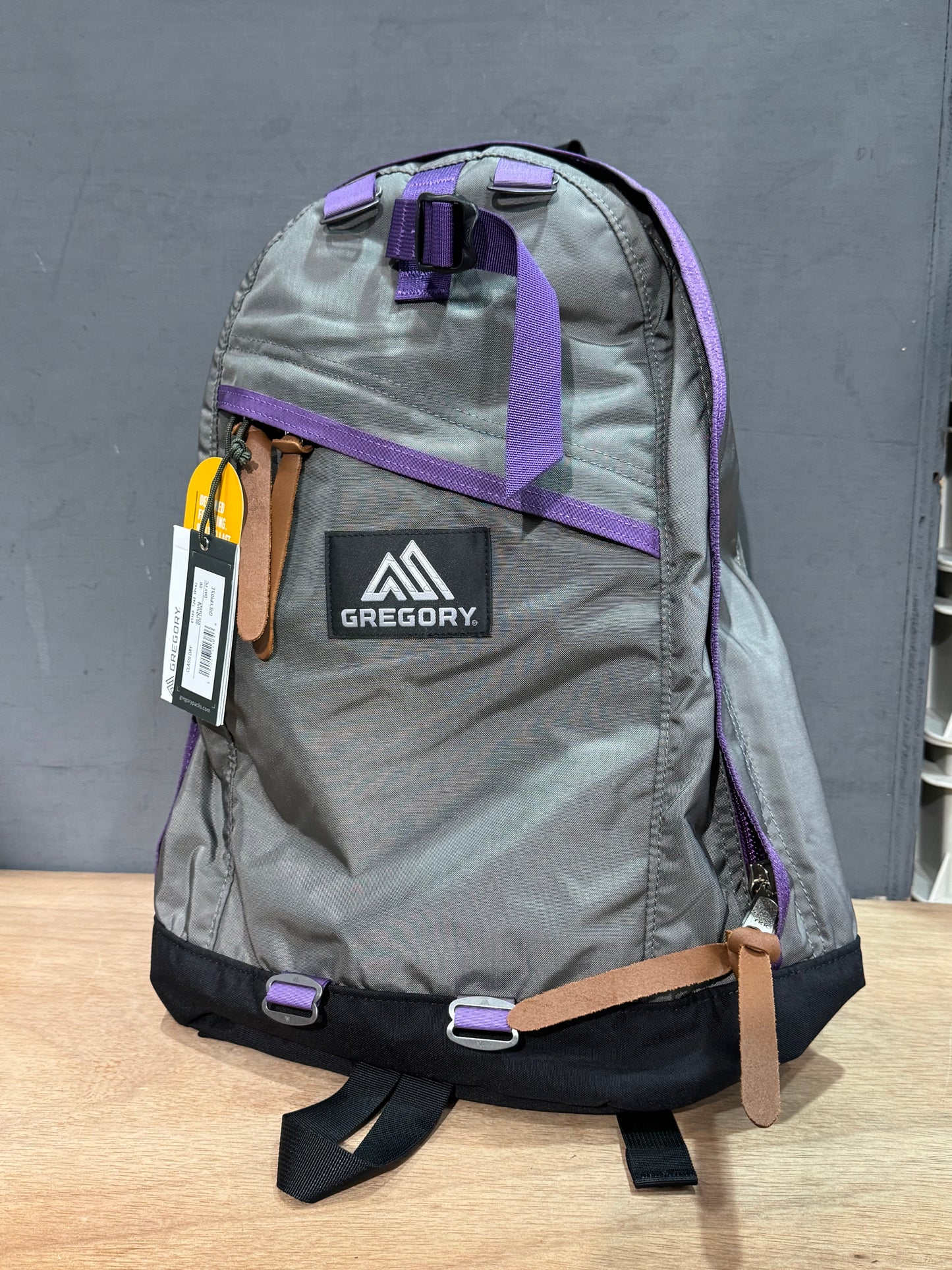 Gregory Day GREY/PURPLE 26L (現貨)