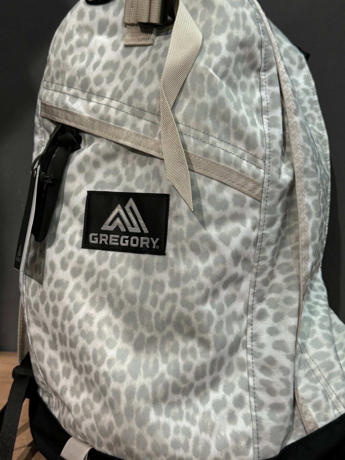 GREGORY SNOW LEOPARD 26L (現貨)