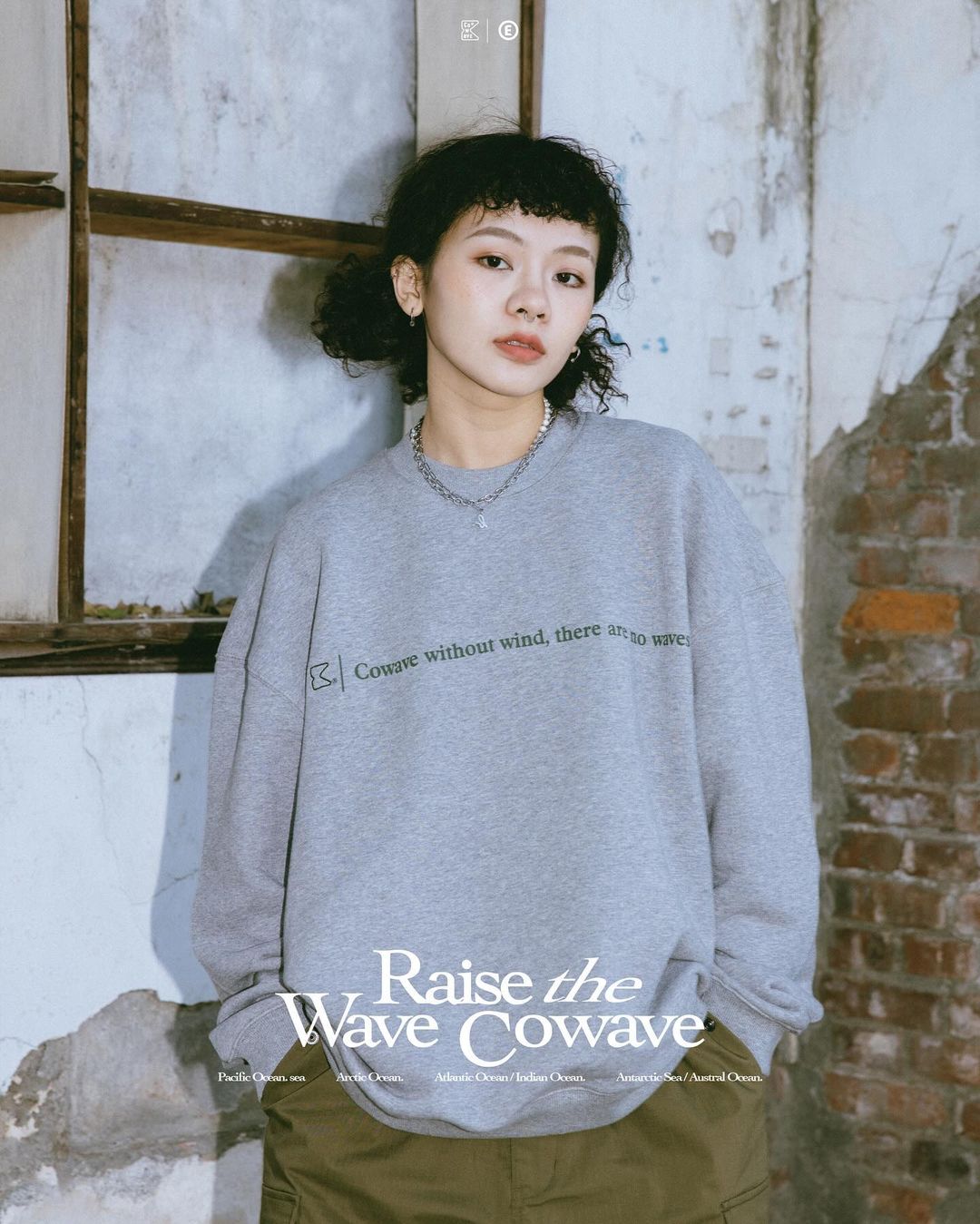 Cowave 2023-24 Fall & Winter Slogan font Sweatshirt