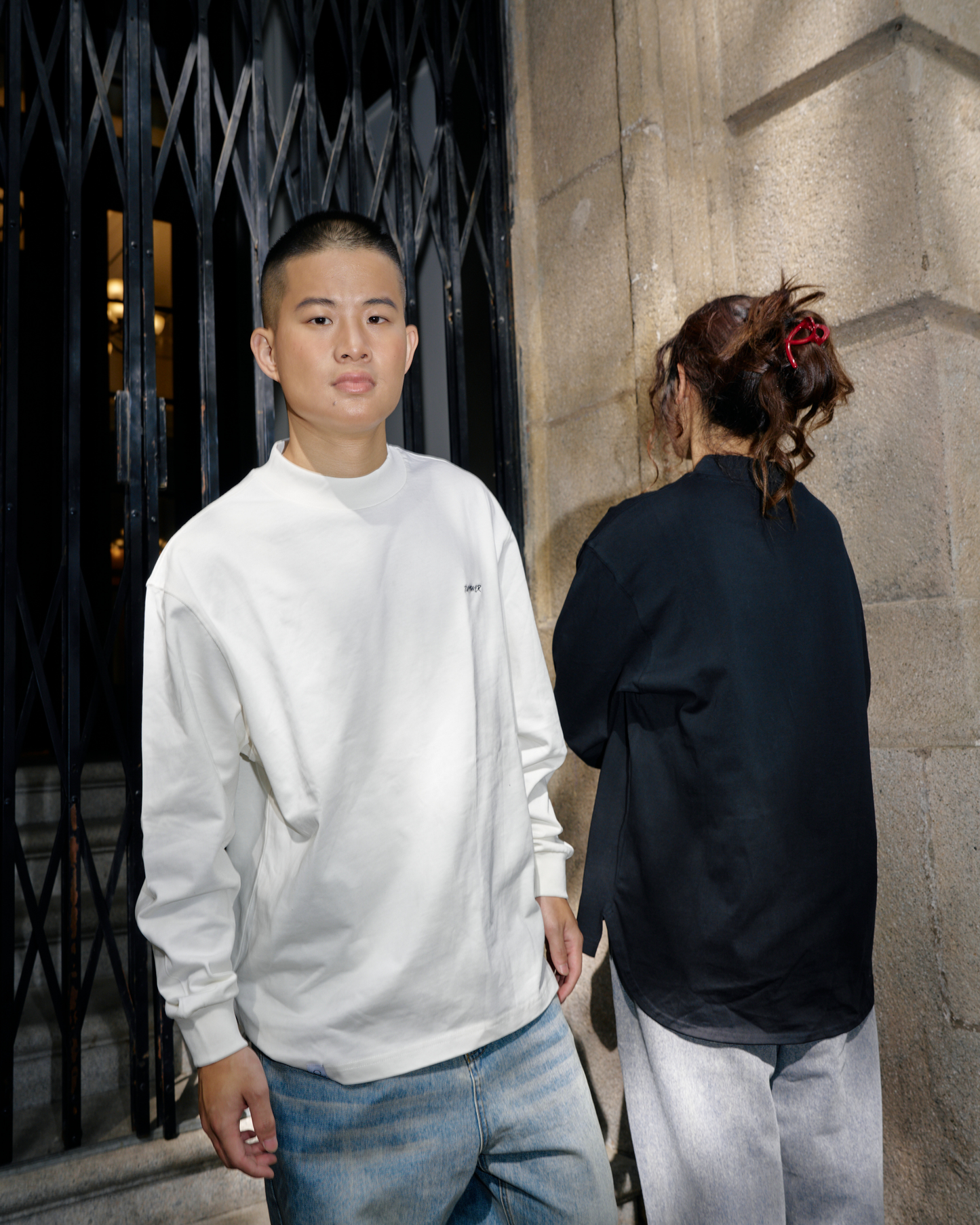 TURNOVER SOLID COLOR HIGH-NECK LONG TEE