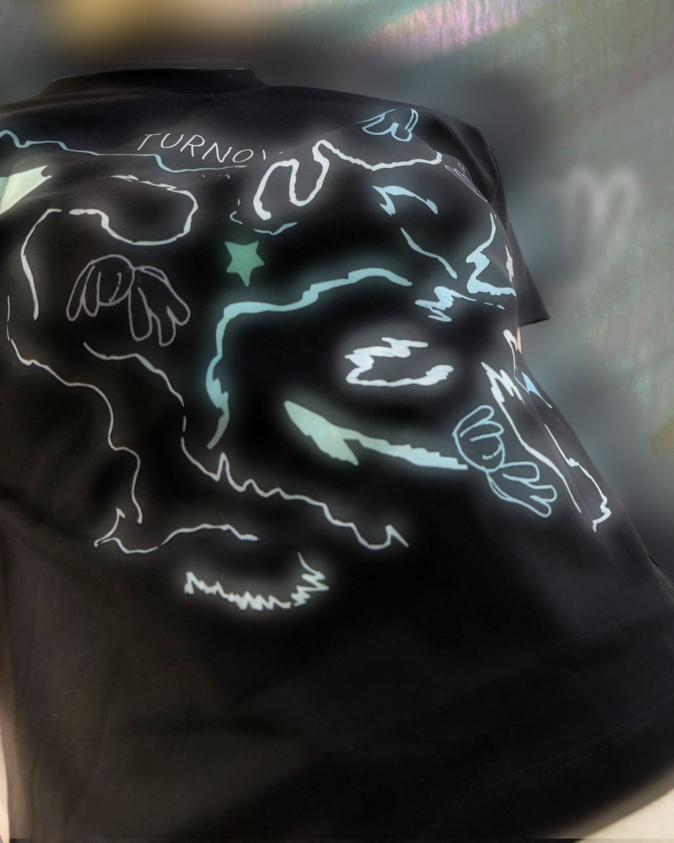TURNOVER 2025SS Chronobunny TEE
“25SSWT17 時光兔TEE”