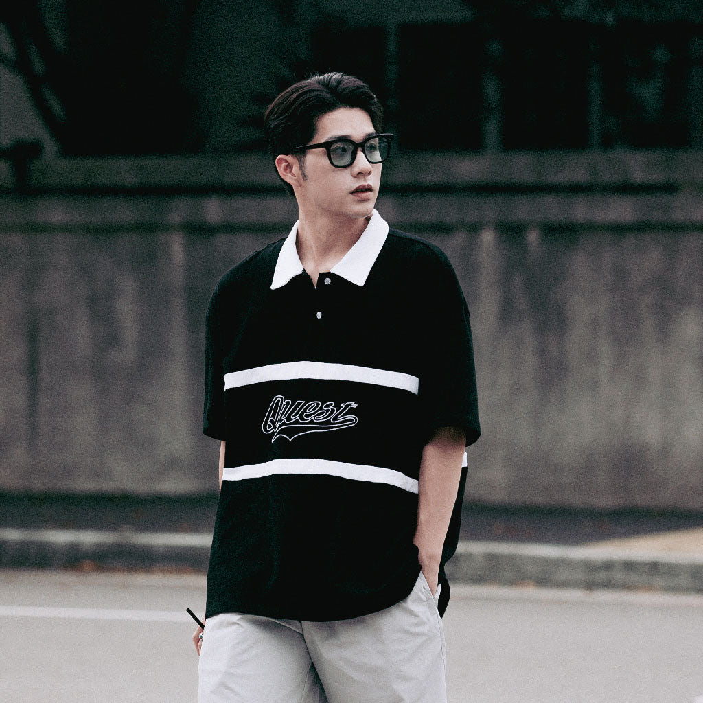 【QUEST】SCRIPT LOGO RUGBY POLO - 草寫字體POLO衫