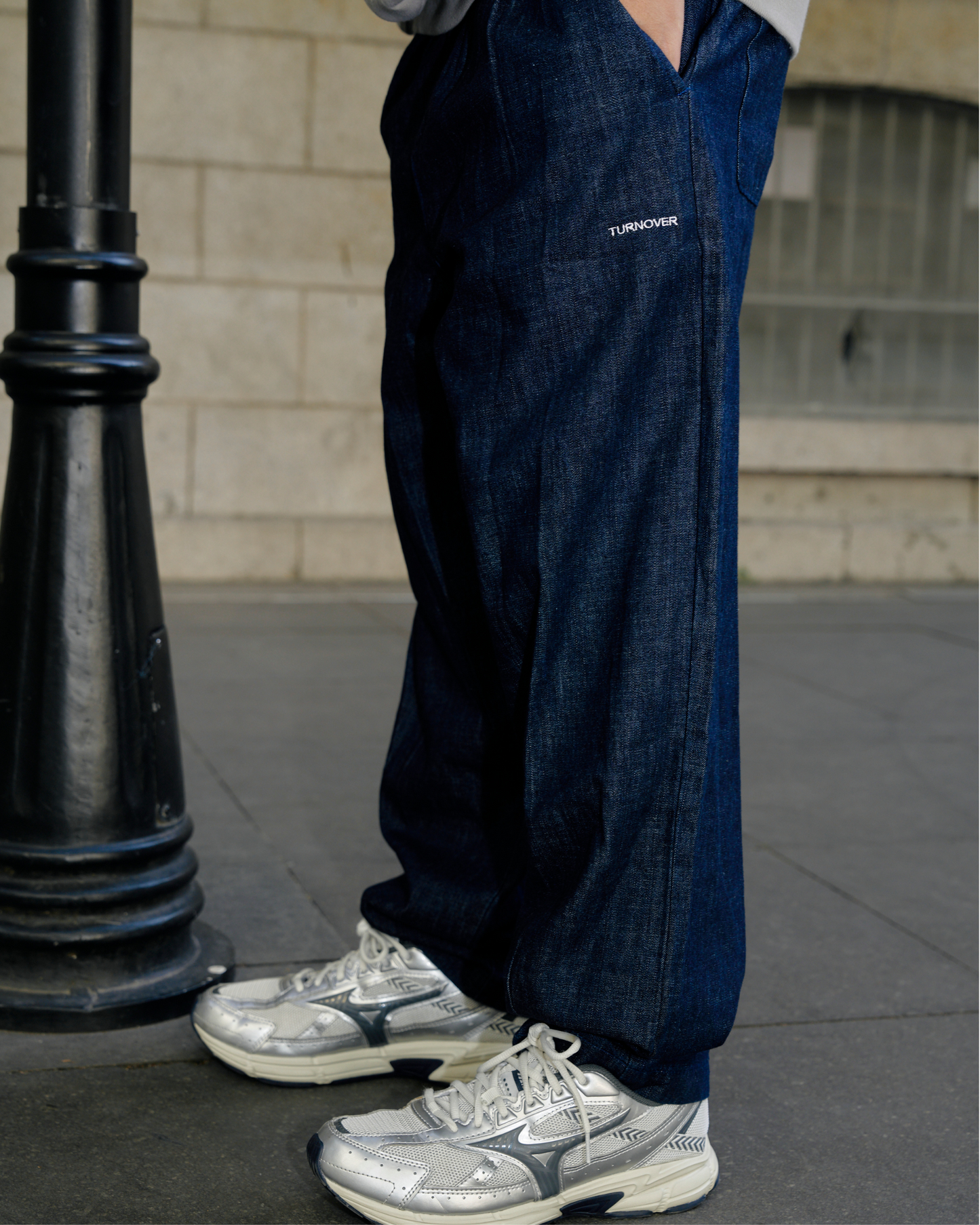 TURNOVER DENIM JEANS