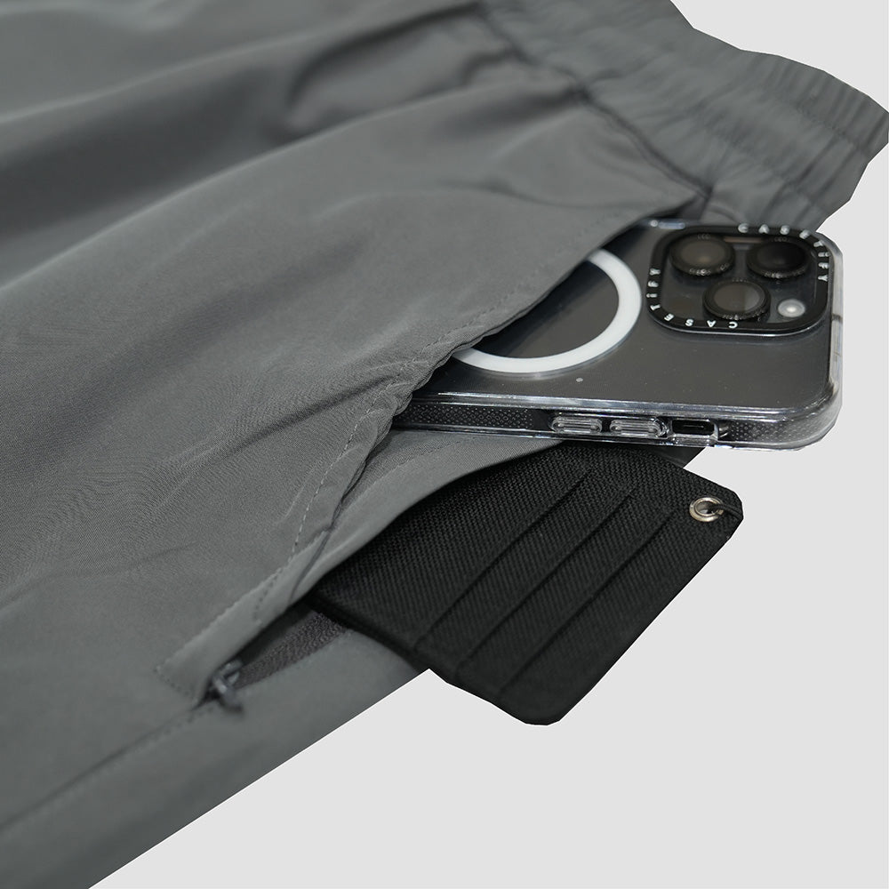 【QUEST】HIDDEN POCKET SHORTS
