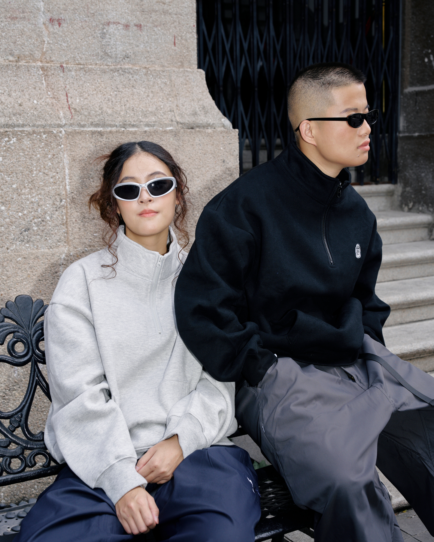 TURNOVER HALF-ZIP SWEATSHIRT