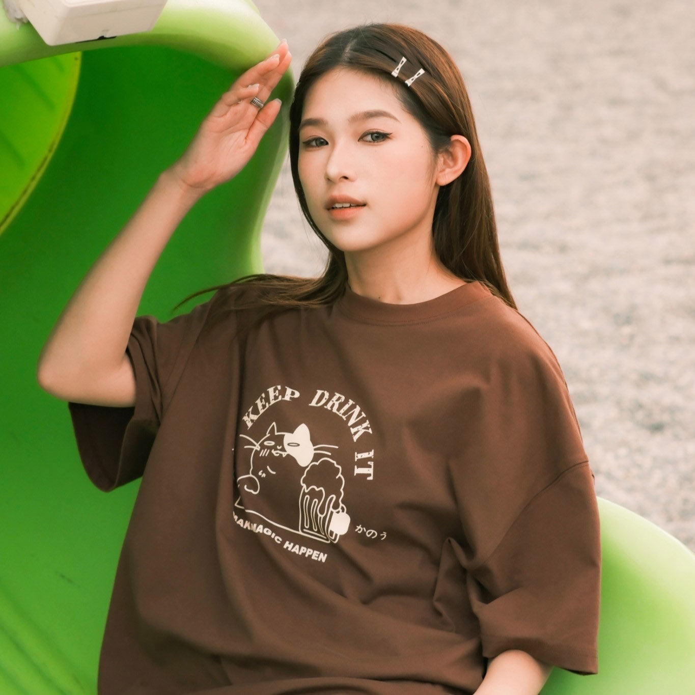 QUEST DRUNK CAT TEE 酒精貓咪TEE