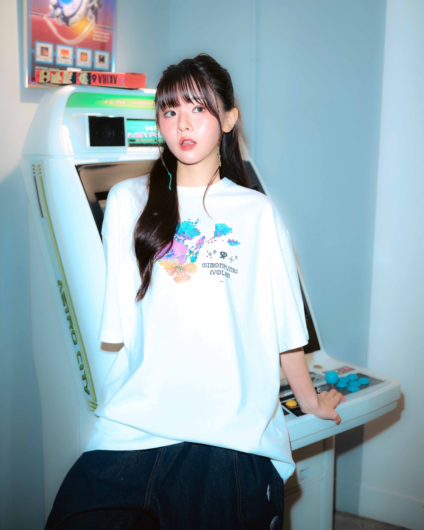 SIMON PUNK Project-SS25-T01 數位 花束 OS TEE