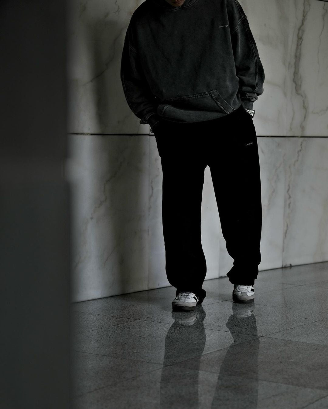 TURNOVER THIN CORDUROY PANTS