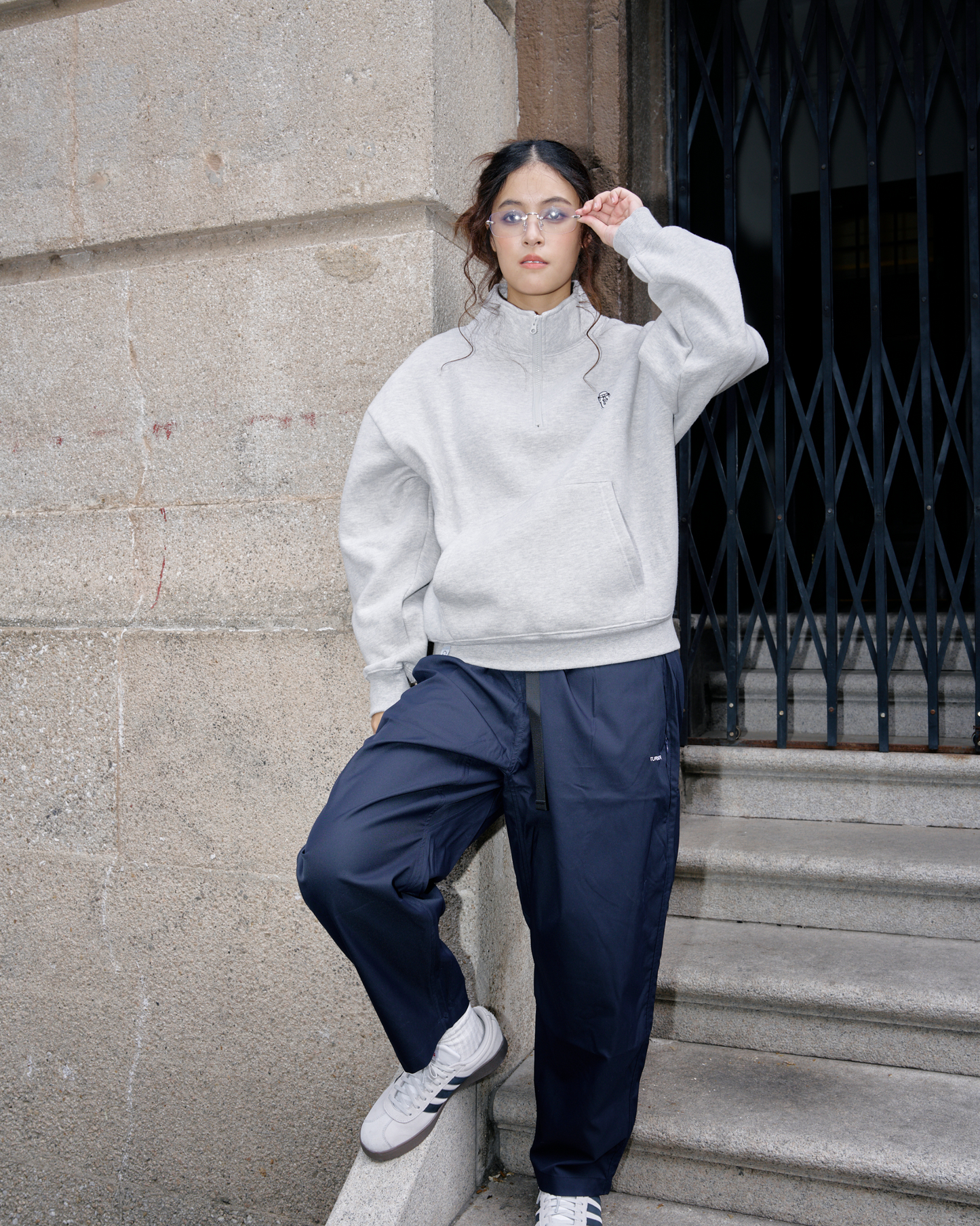 TURNOVER HALF-ZIP SWEATSHIRT