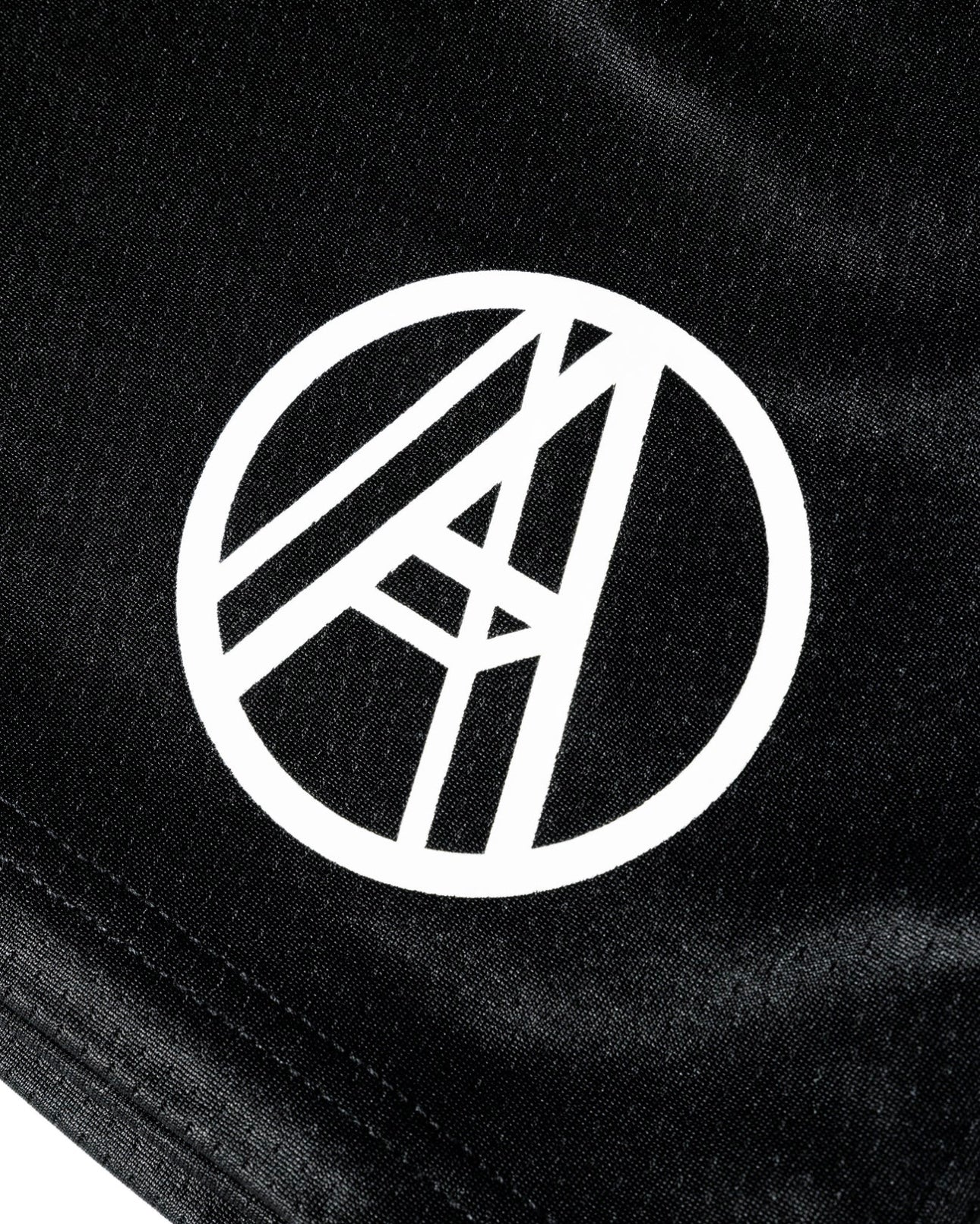 LOGO MESH SHORTS BLACK