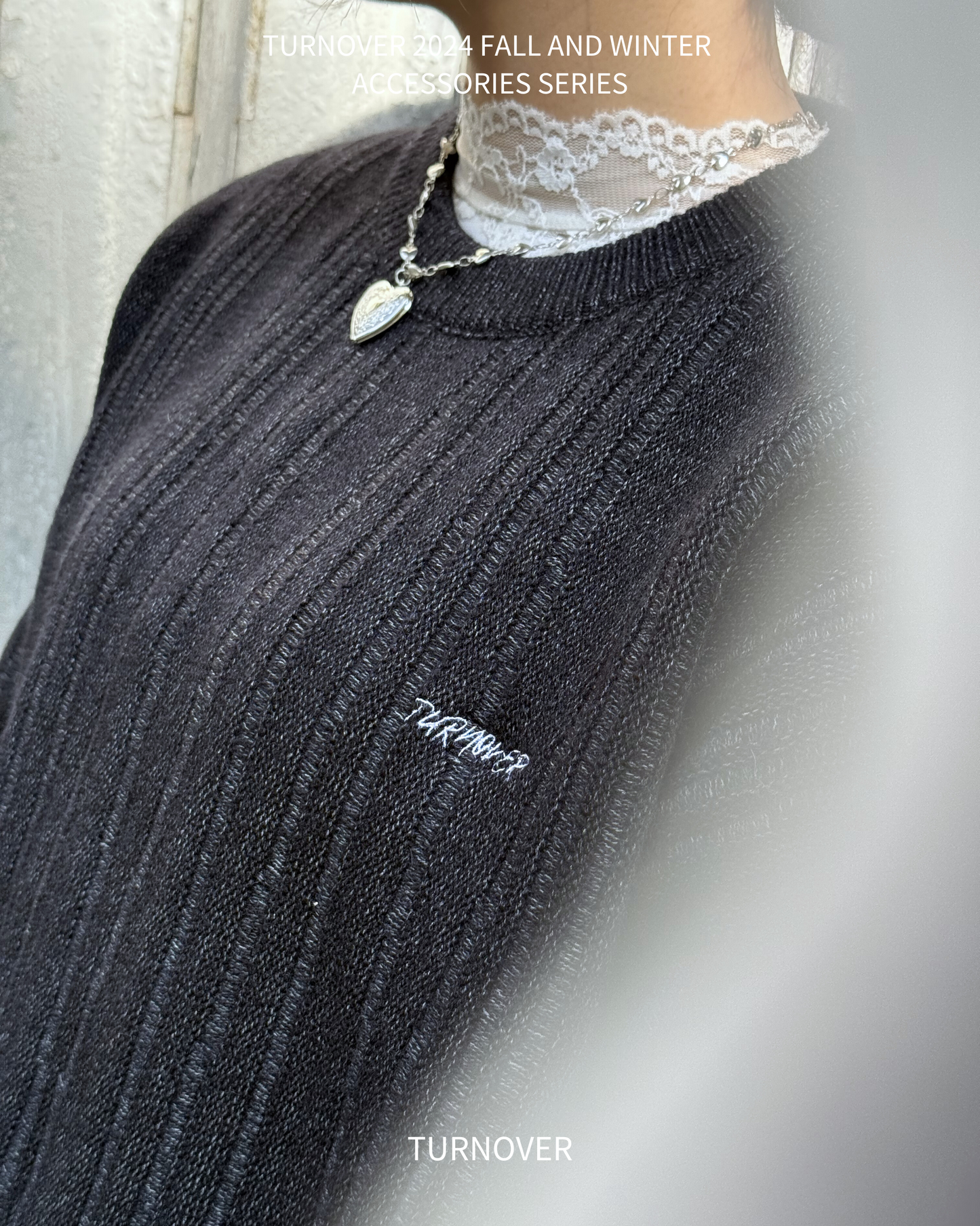 TURNOVER KNITTED LONG SLEEVE