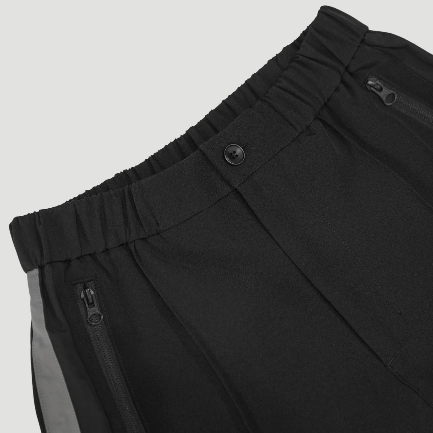 QUEST CUT LINE TRACK PANTS 拼接開岔運動長褲