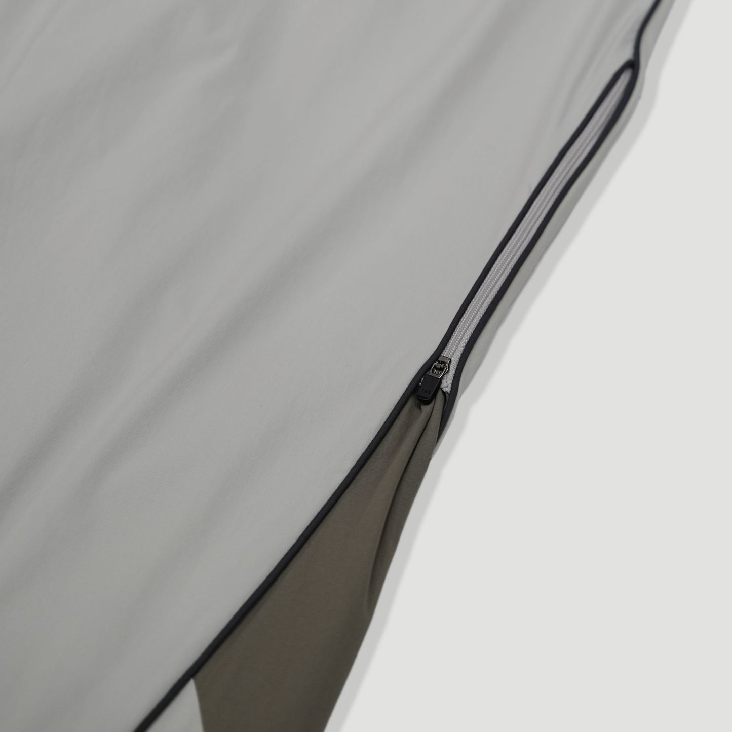QUEST PIPING TRACK PANTS拼接拉鏈寬褲