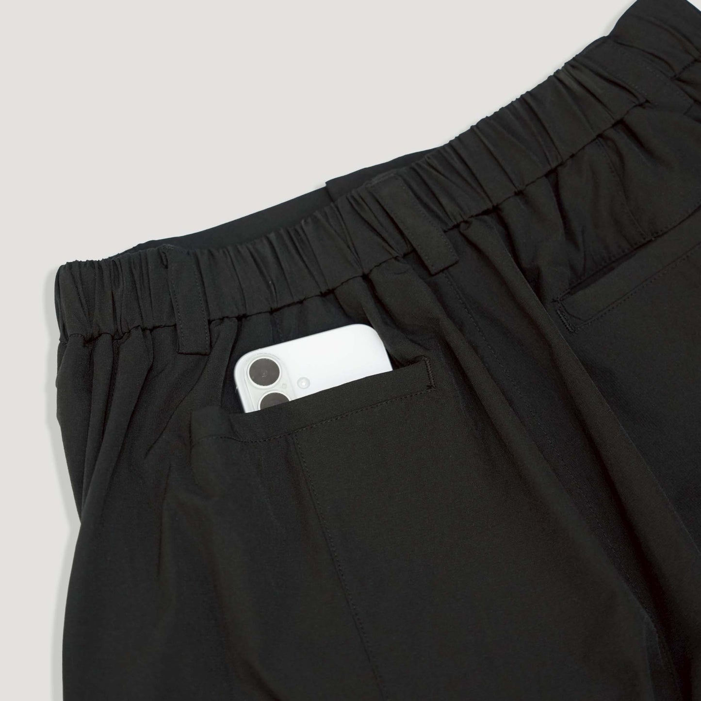 QUEST SPLICING ZIP SHORTS 拉鍊短褲