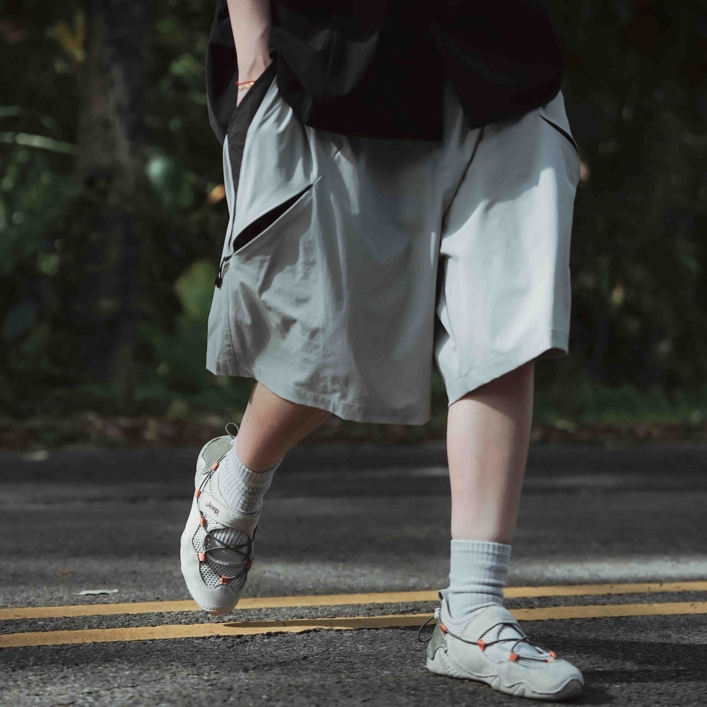 QUEST SPLICING ZIP SHORTS 拉鍊短褲