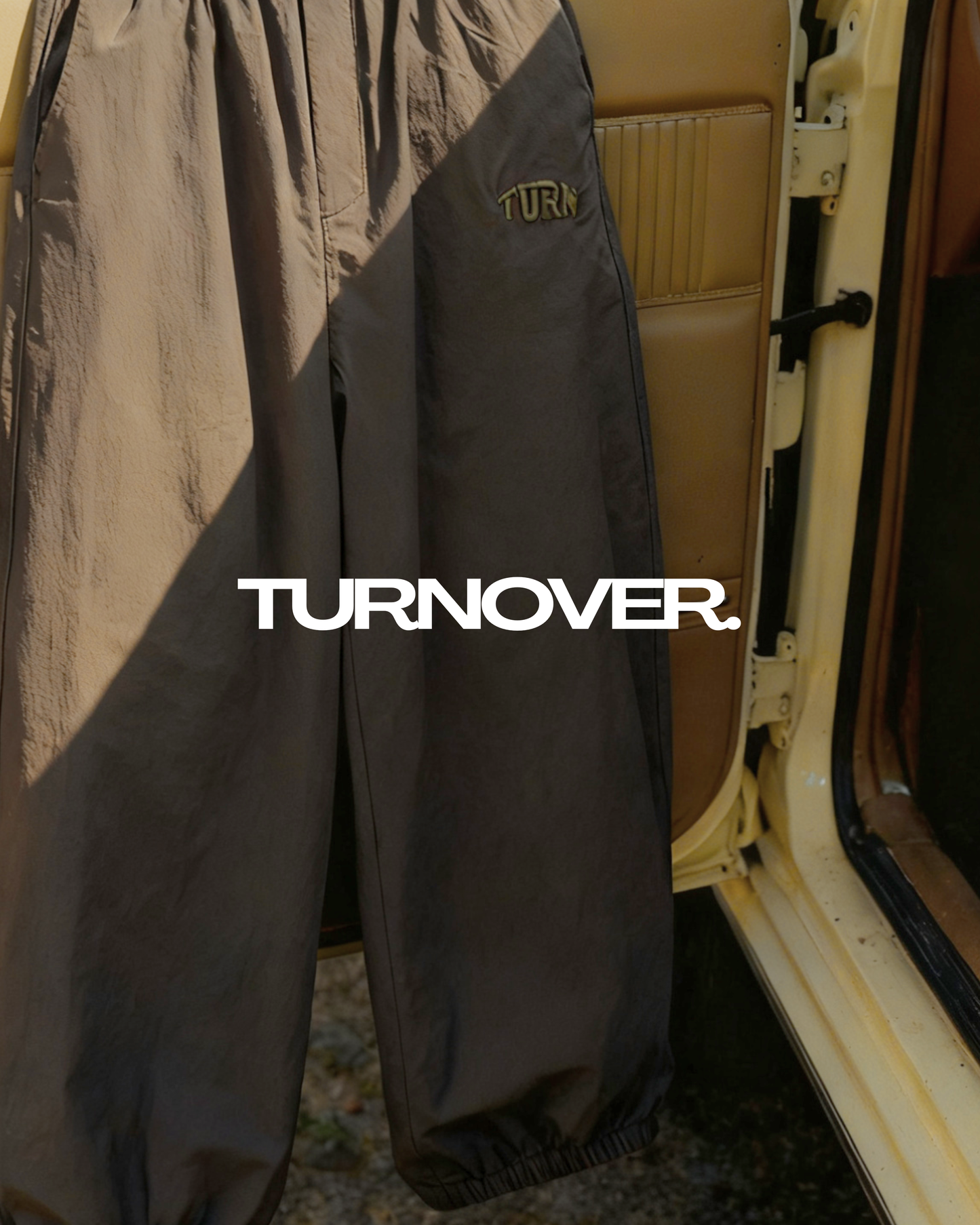 TURNOVER 2026AW Trail Drifter
“26AW-LP4漫履者”