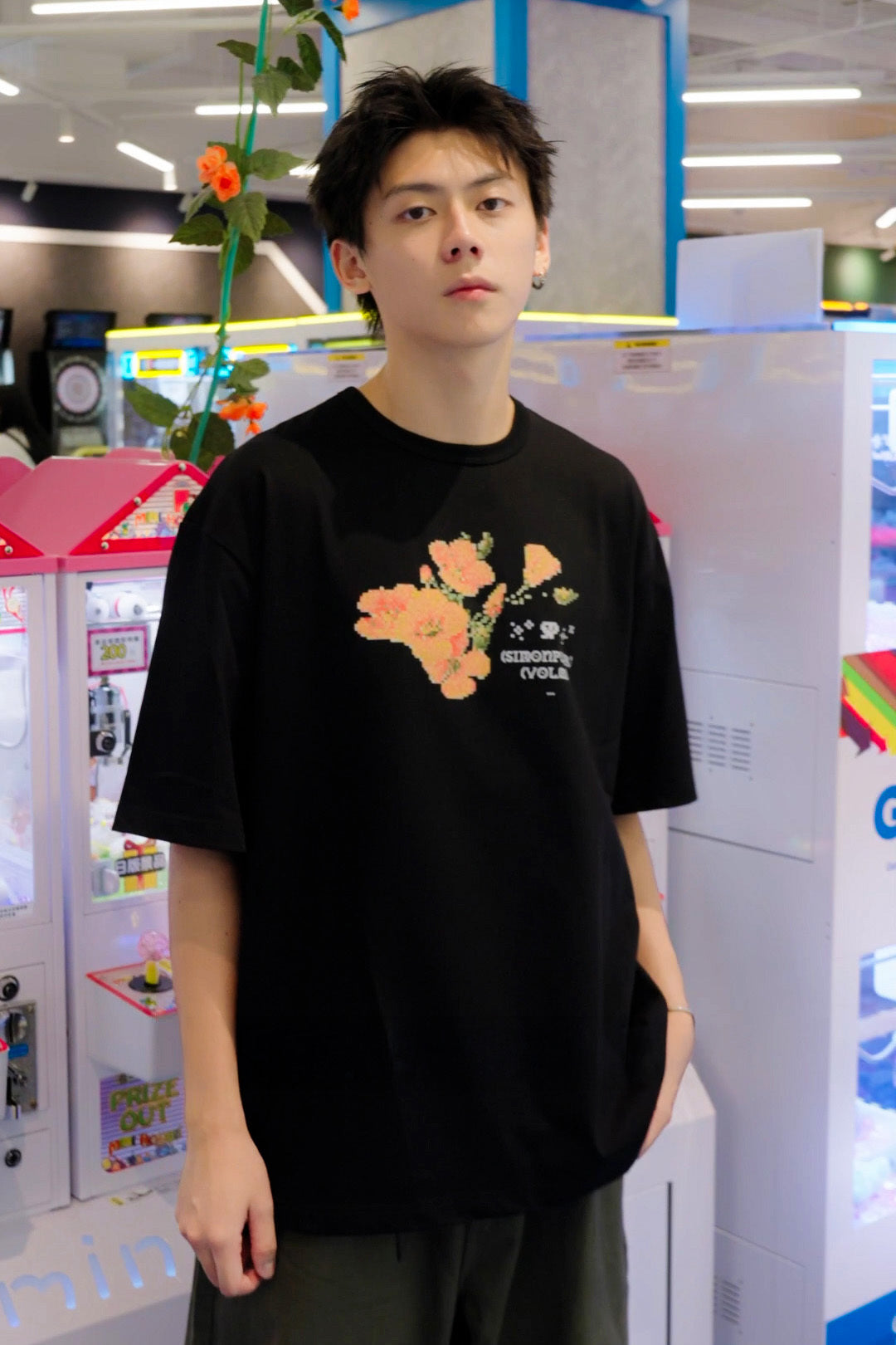 SIMON PUNK Project-SS25-T01 數位 花束 OS TEE