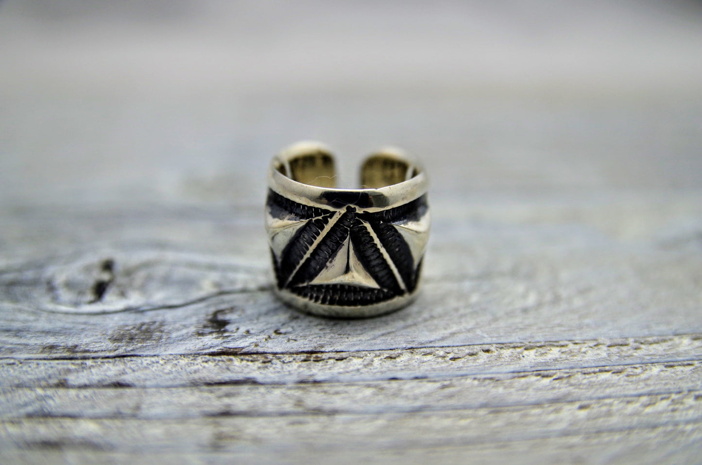 R-006 Wakan Silver Smith Repset三角戒指