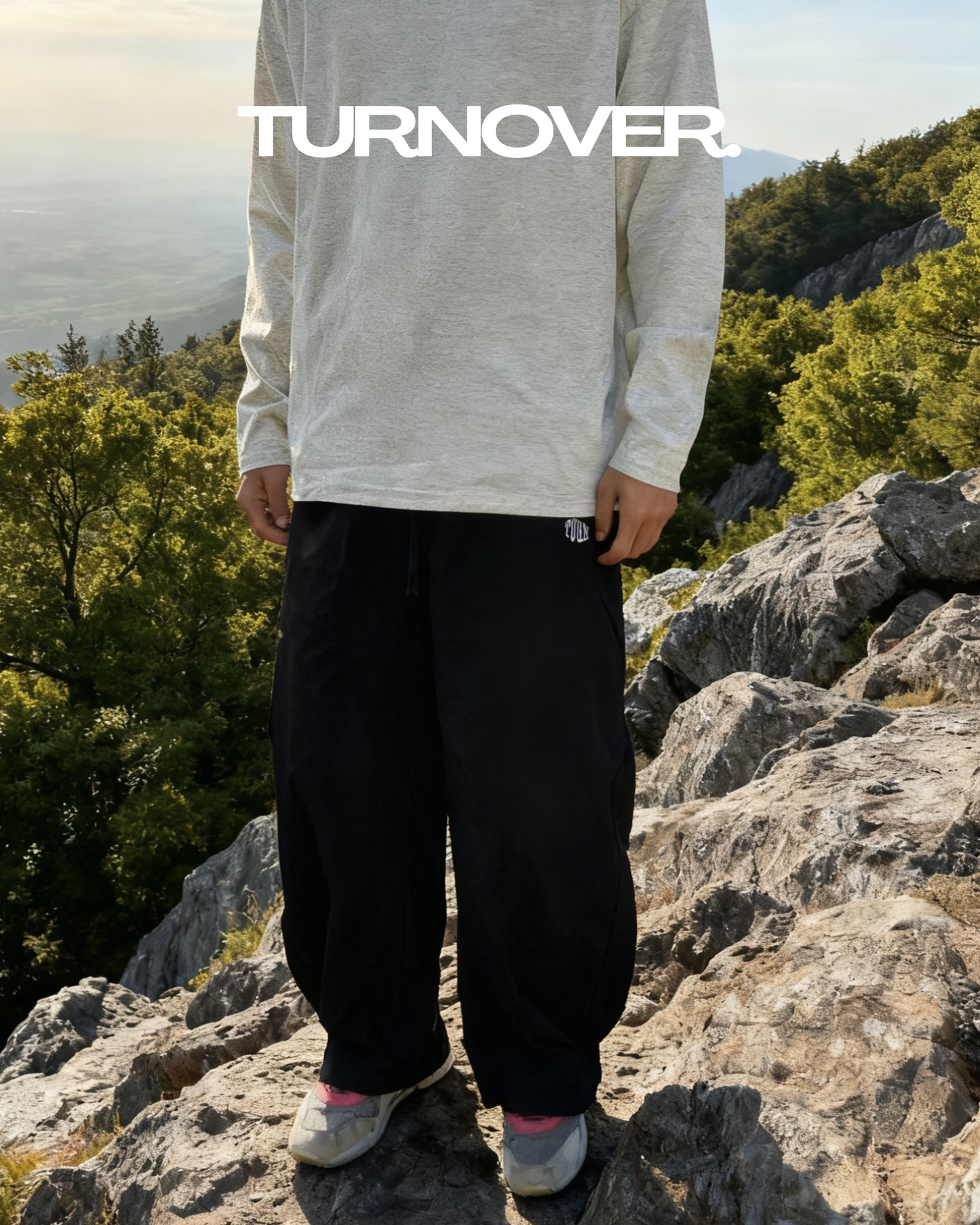 TURNOVER 2026AW Trail Drifter
“26AW-LP4漫履者”