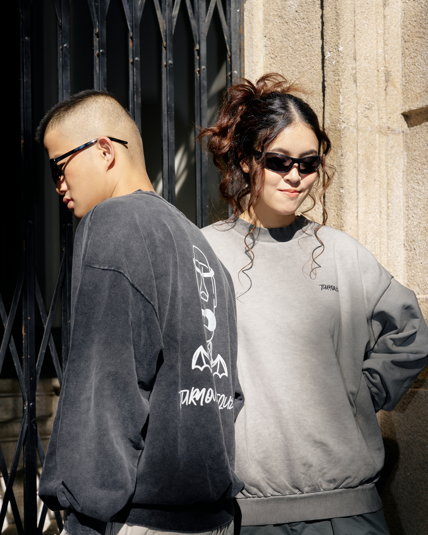 TURNOVER BAT QUEST SWEATER