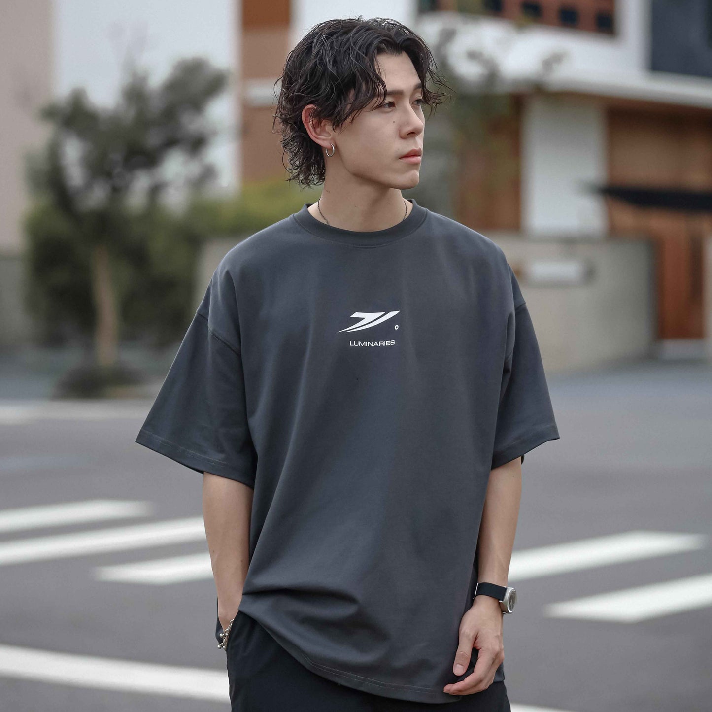 QUEST LUMINARIES TEE 圖形型T