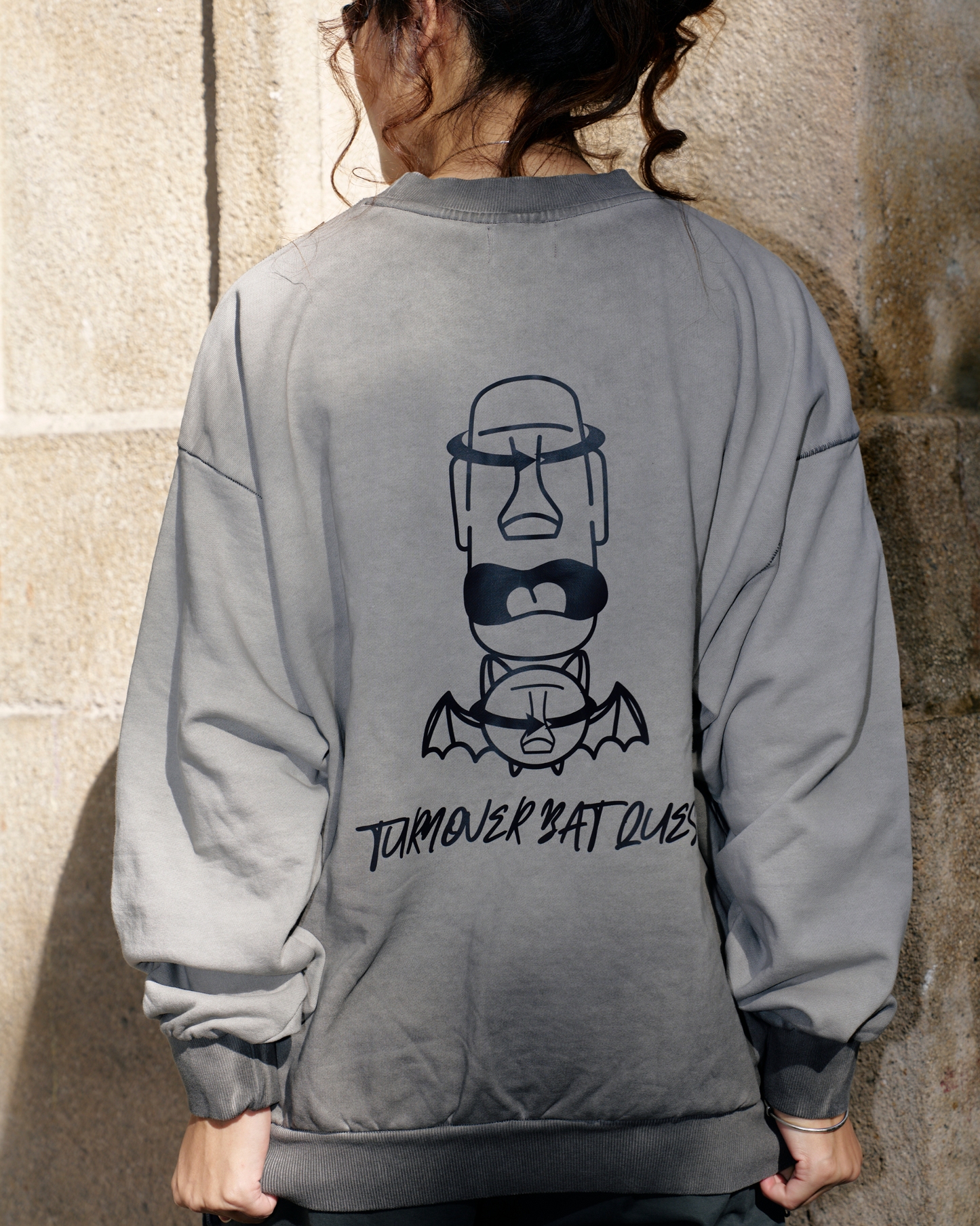 TURNOVER BAT QUEST SWEATER