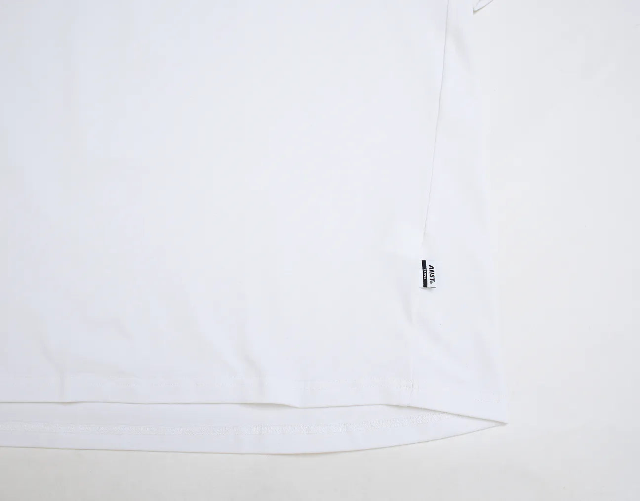 ANST 台灣40支刺繡剪裁短T 9825