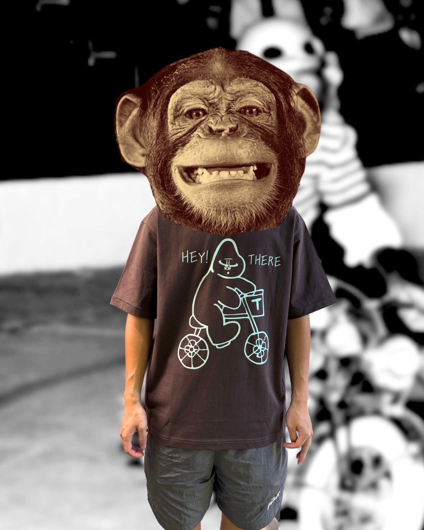 TURNOVER 2025SS “HEY!THERE Tee "
“25SST21 猩猩單車TEE”