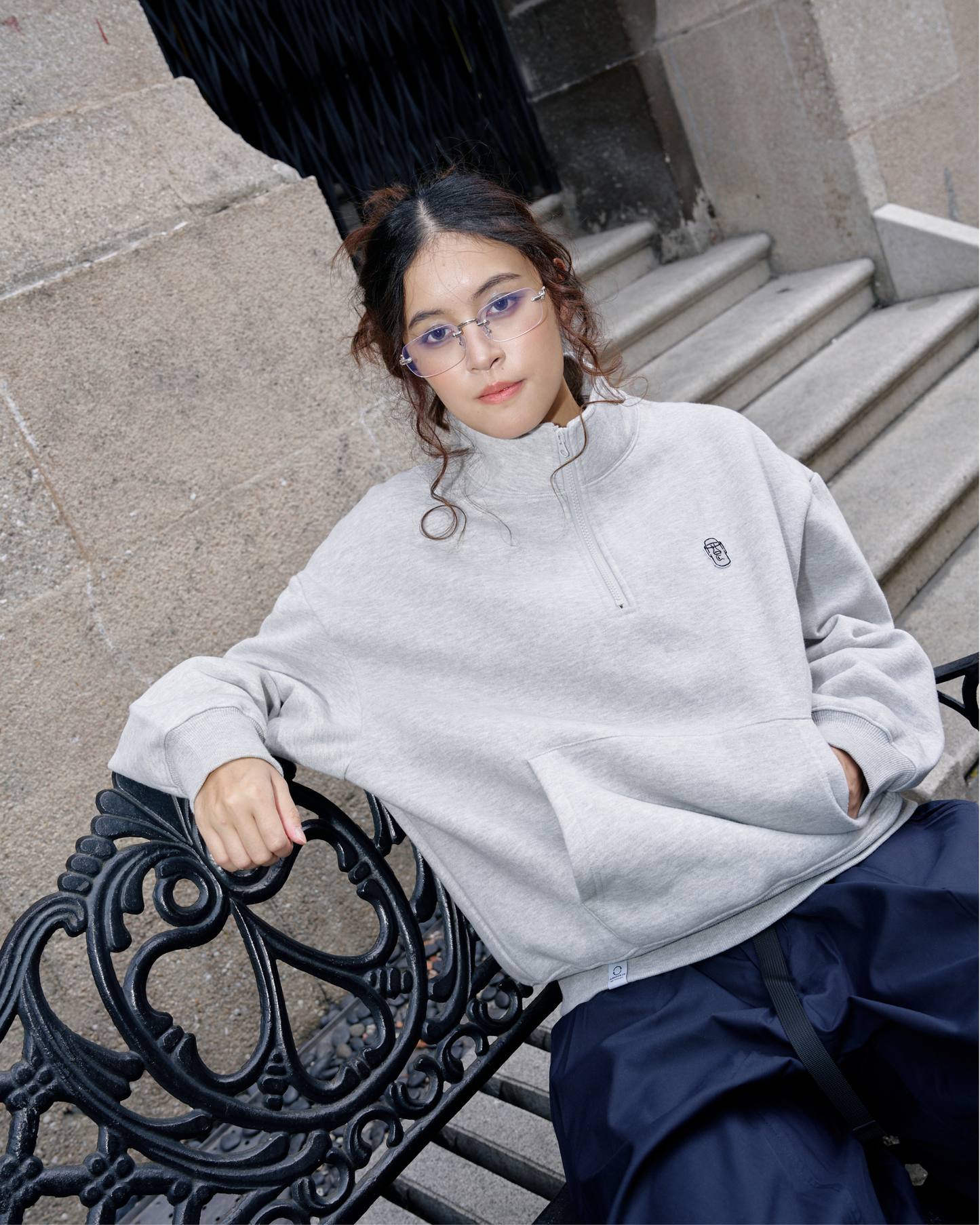 TURNOVER HALF-ZIP SWEATSHIRT