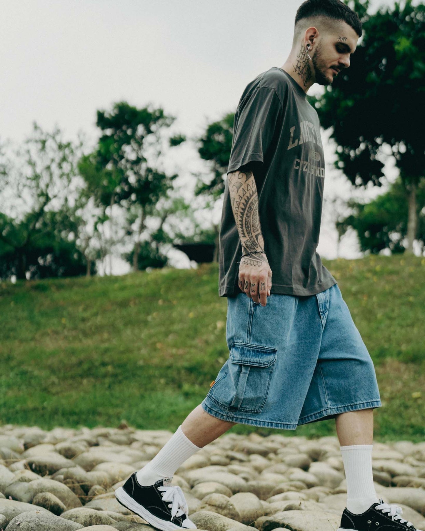 QUEST Denim Pocket Shorts 五分口袋牛仔短褲