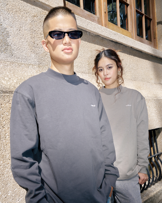 TURNOVER SOLID COLOR HIGH-NECK LONG TEE