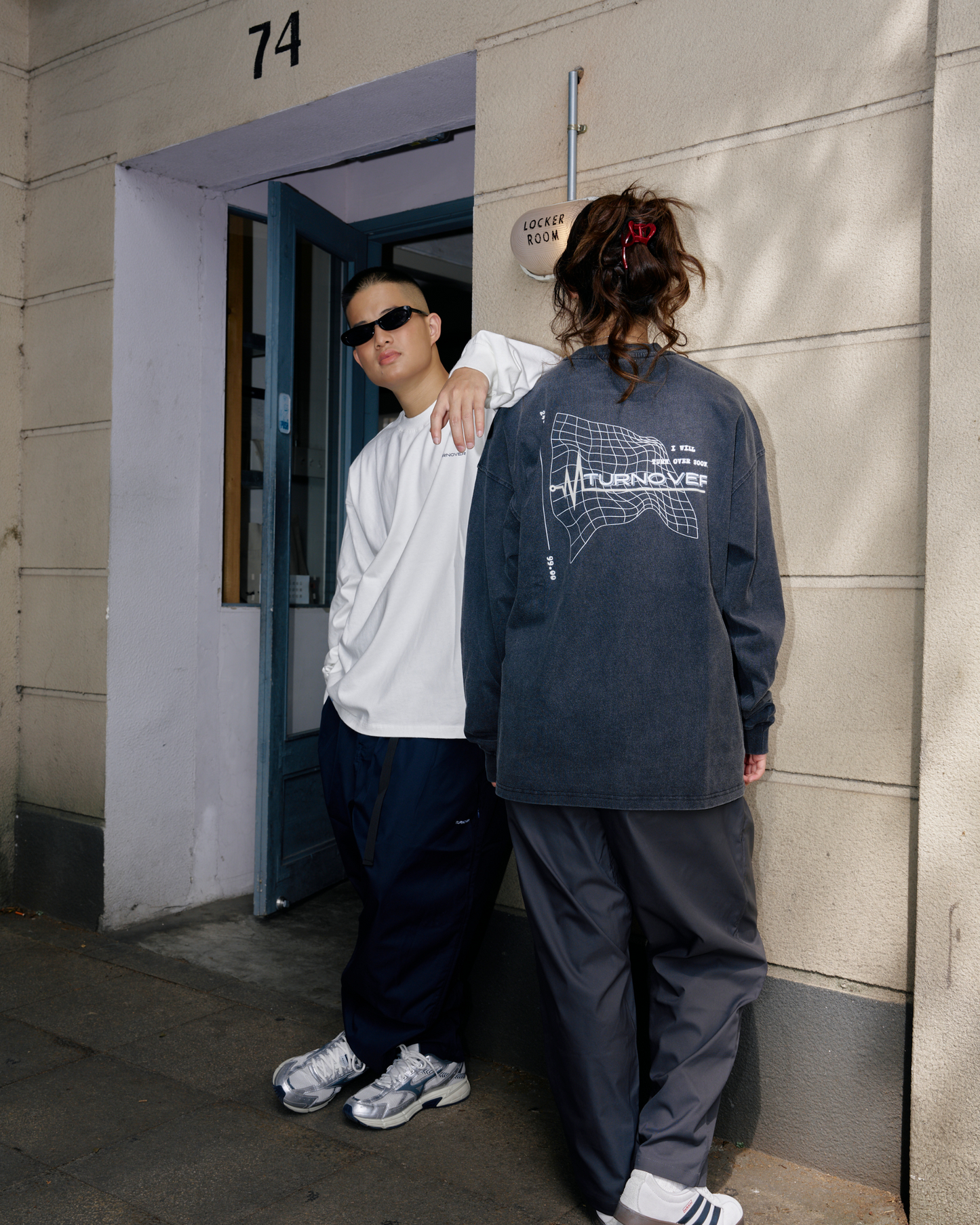 TURNOVER 24.00 - 99.00