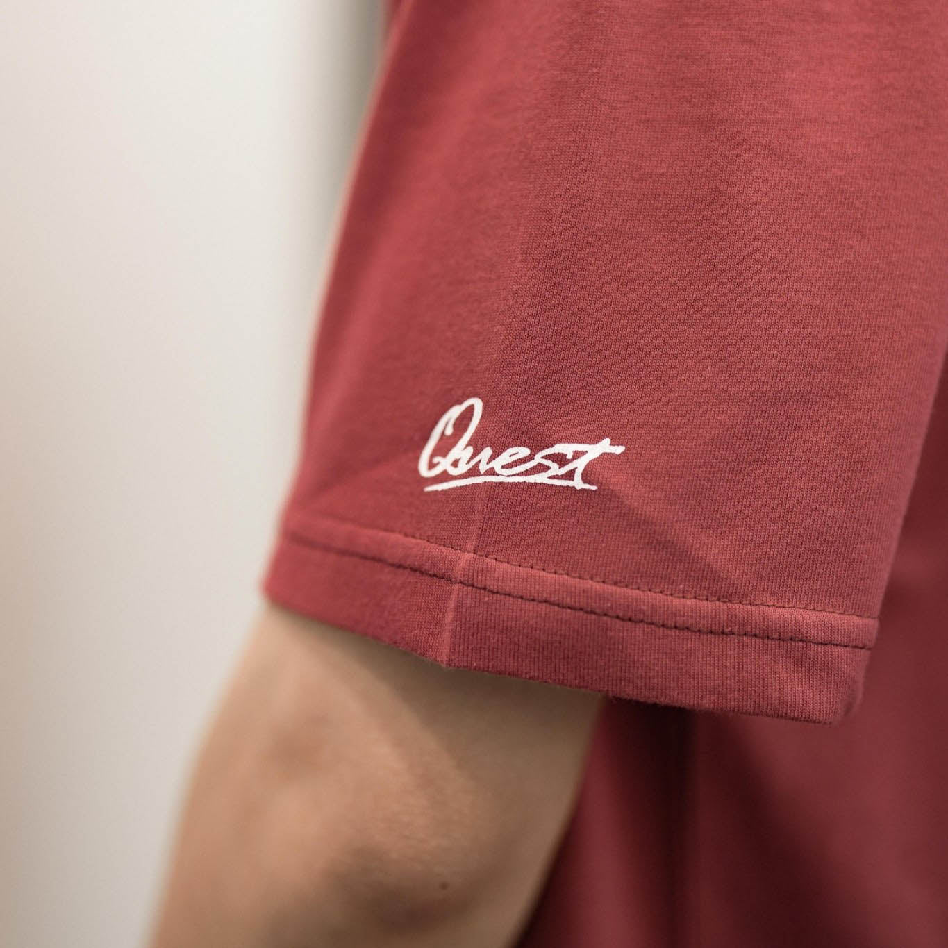 【QUEST】CROSS TEE 短T