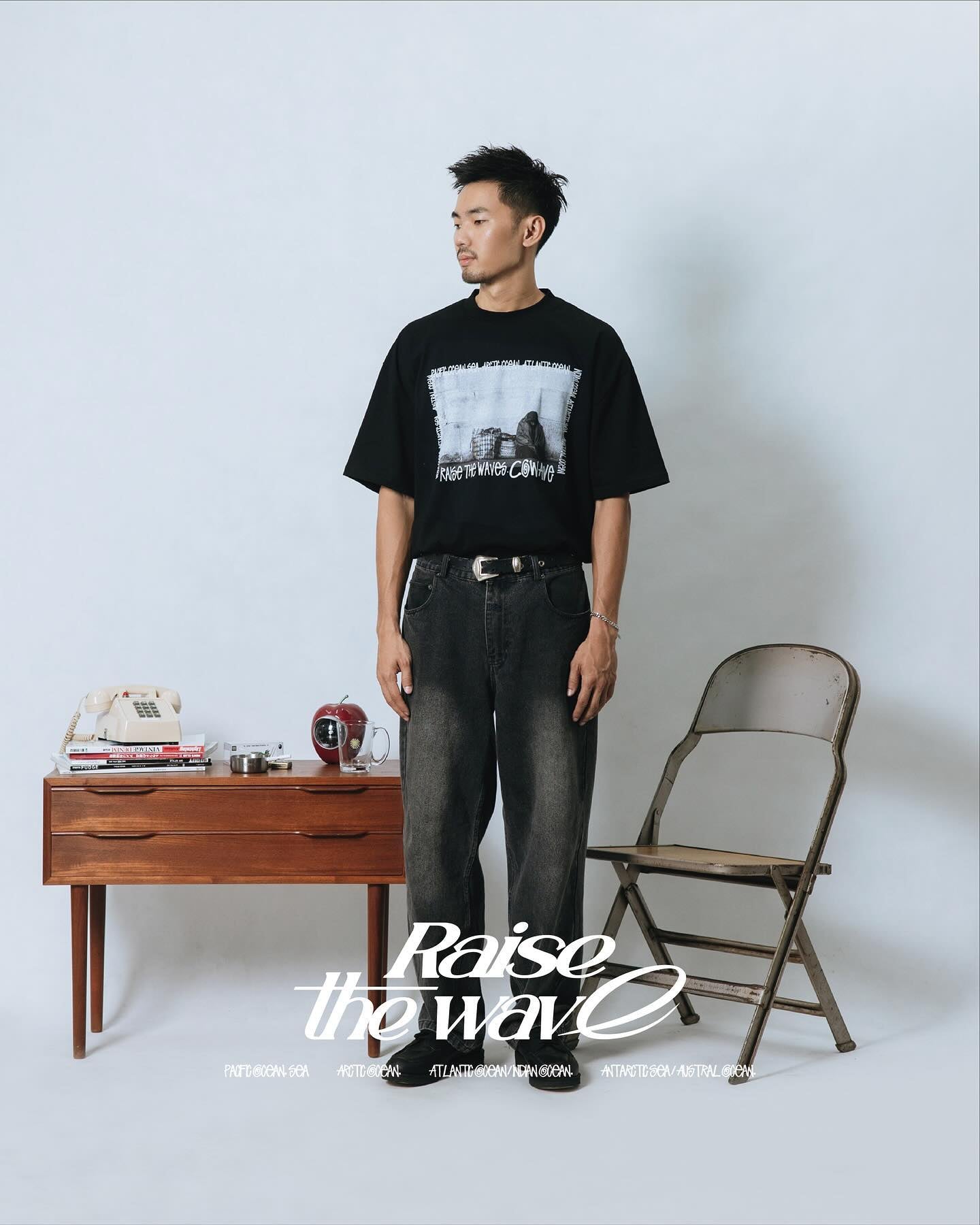 COWAVE 2024 Spring & Summer Begging Picture Font Tee