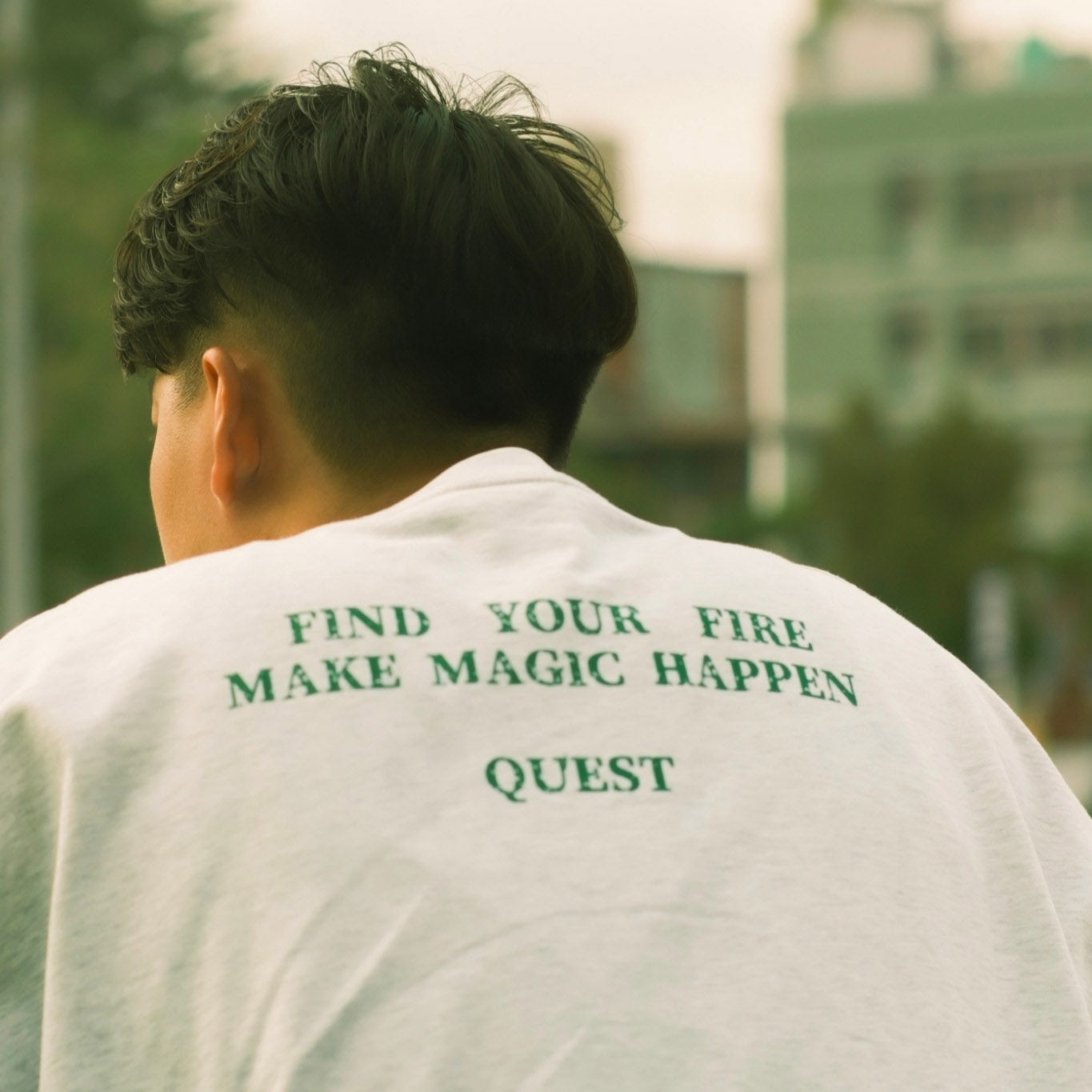 QUEST DRUNK CAT TEE 酒精貓咪TEE